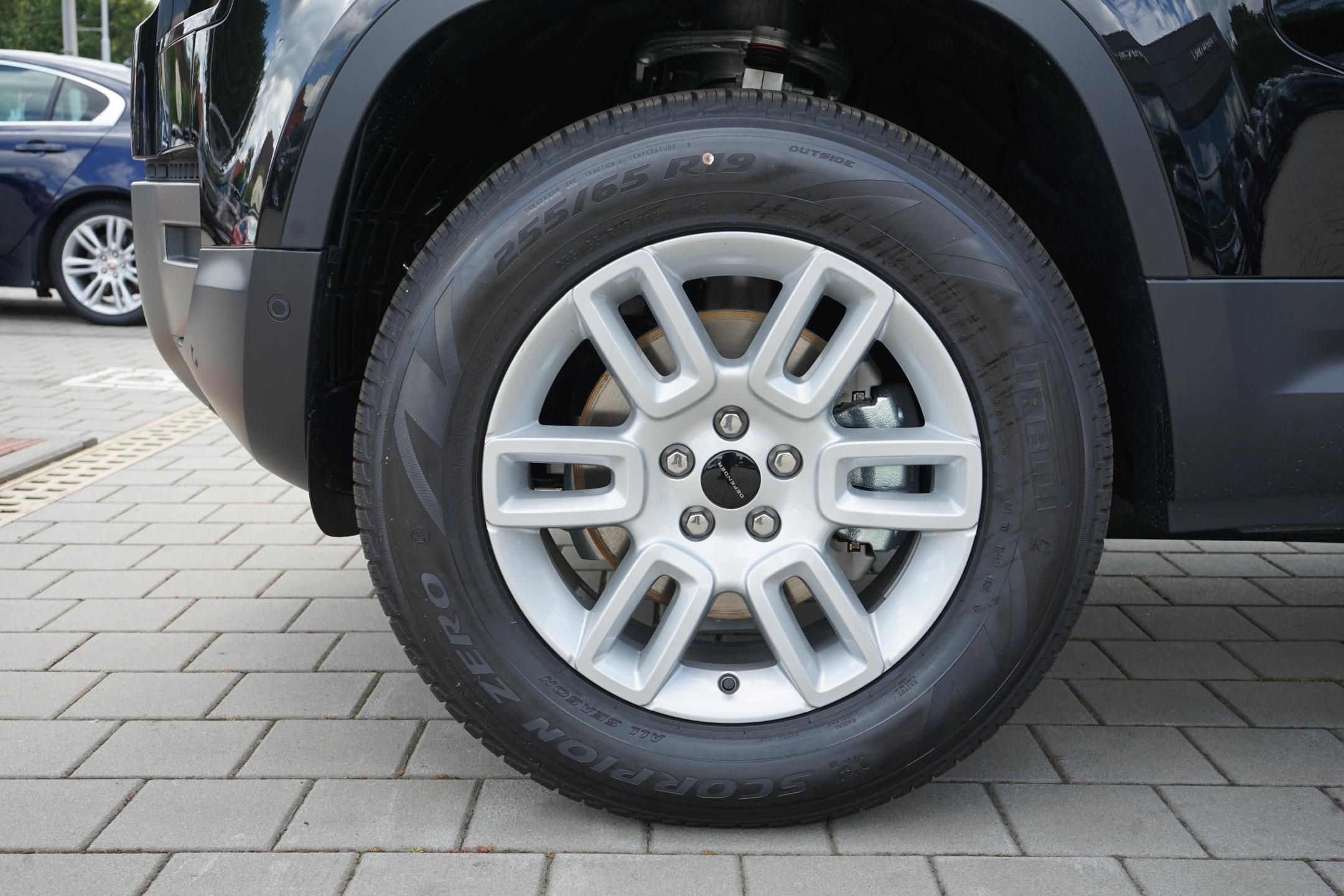 Land Rover Defender, 110 3,0 S D200 - fotka 2