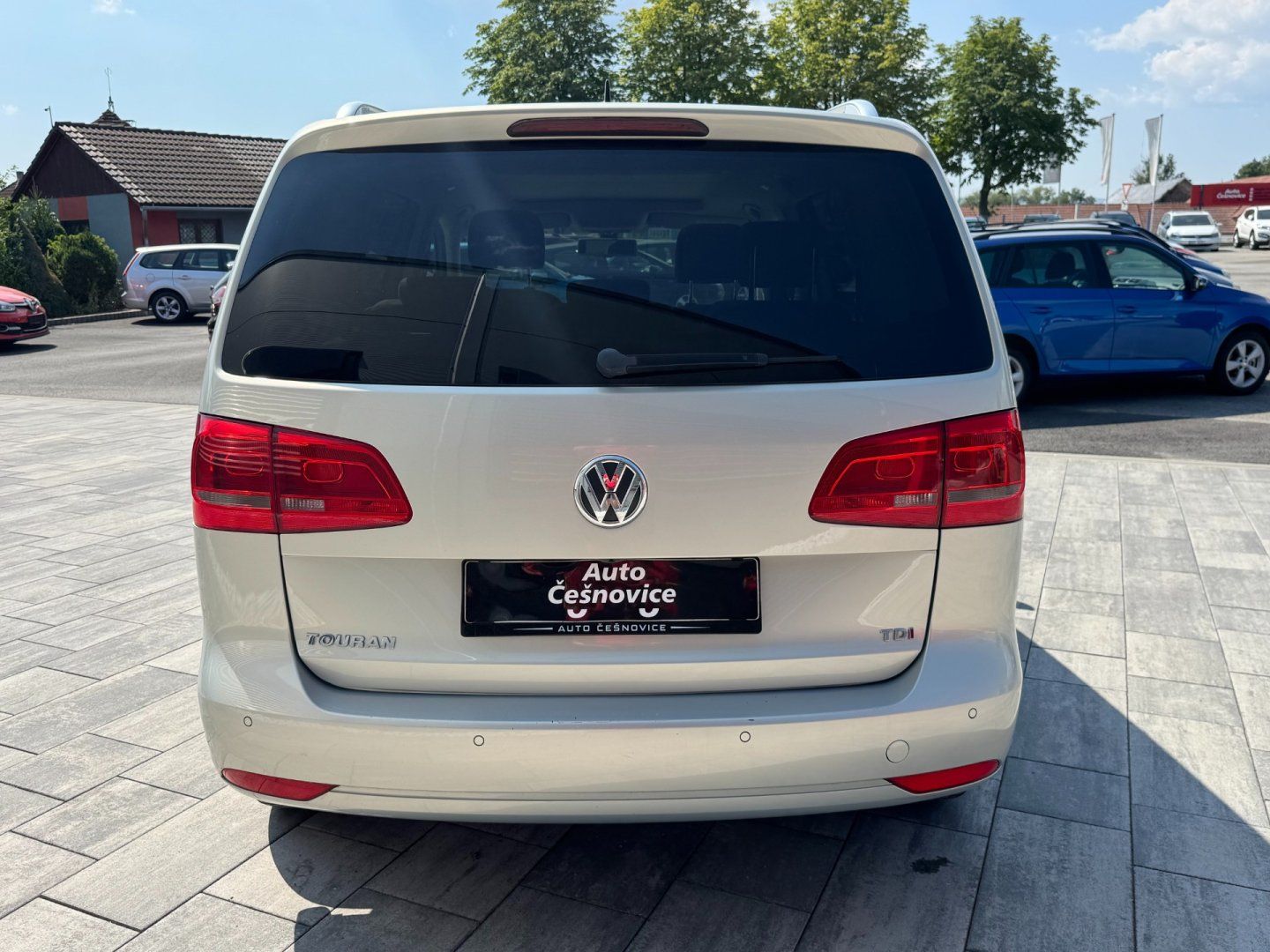 Volkswagen Touran, SKY 1.6 TDI 77kW - fotka 6