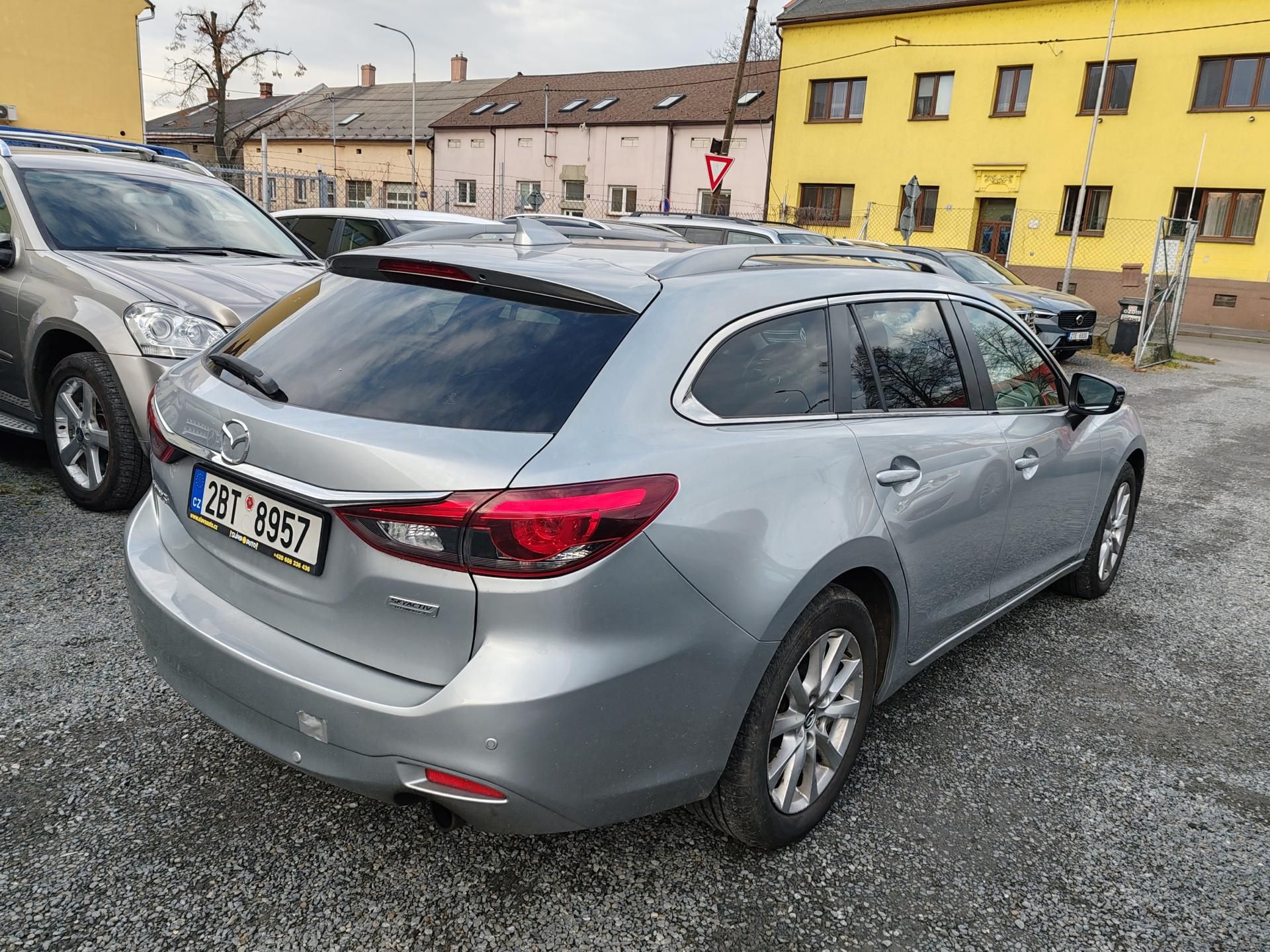Mazda 6, 2.2 kombi - fotka 5