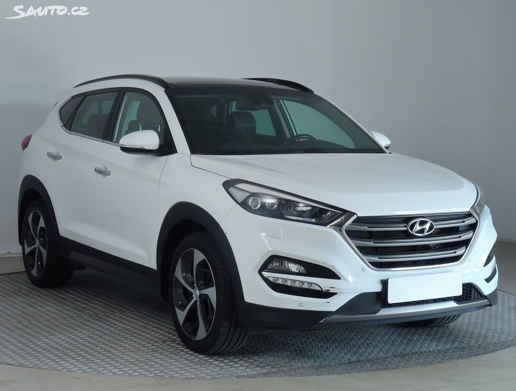 Hyundai Tucson, 2.0 CRDi, 4X4, ČR,1.maj