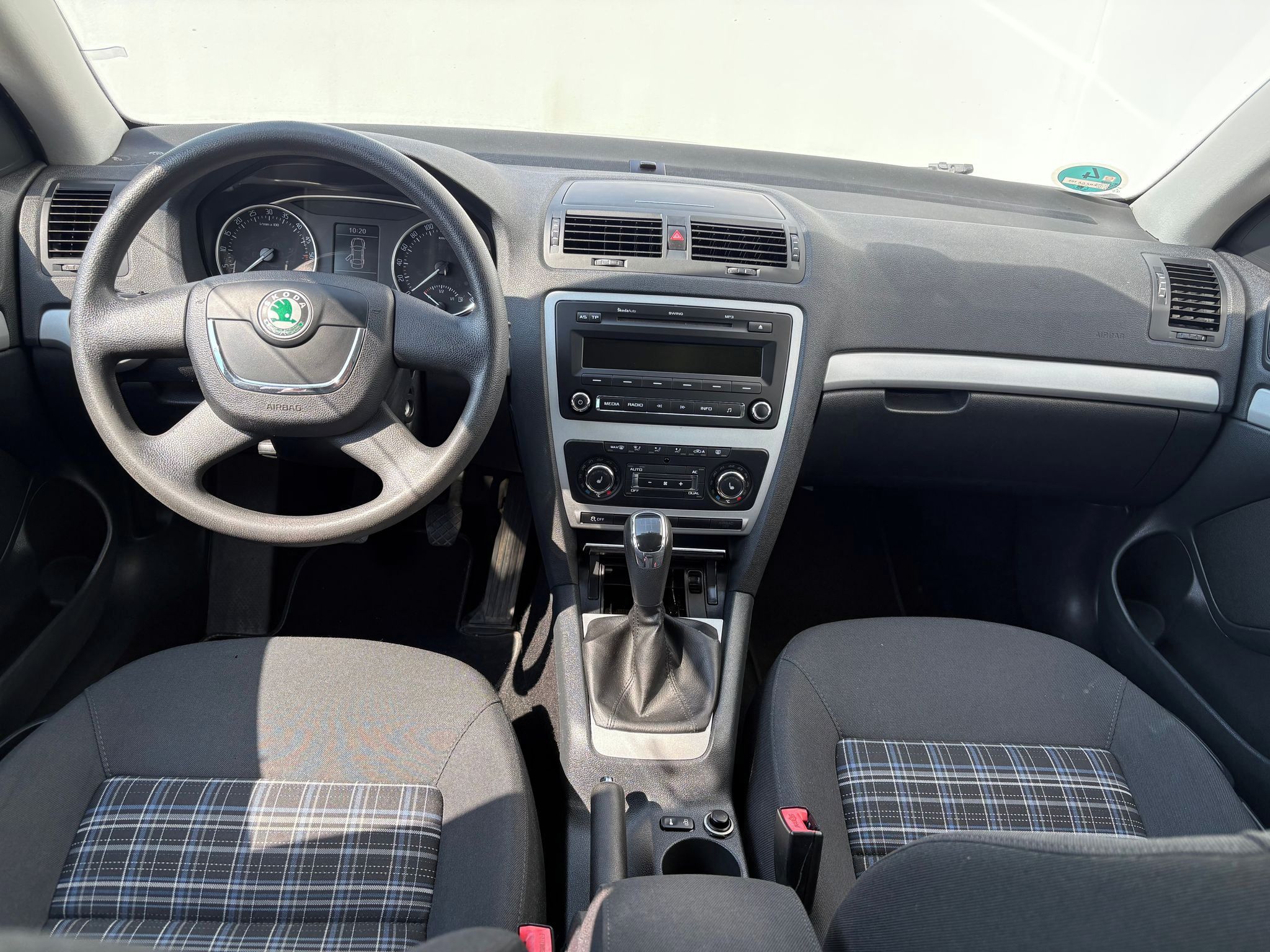 Škoda Octavia, 1.6TDI, 77kW, A.Klima, Tažné - fotka 5