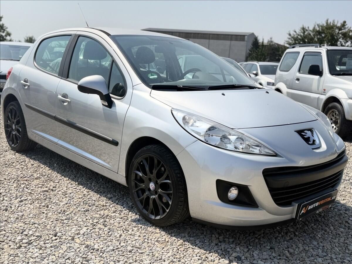 Peugeot 207, 1,6 HDI KLIMA +SADA KOL 79tKm - fotka 3