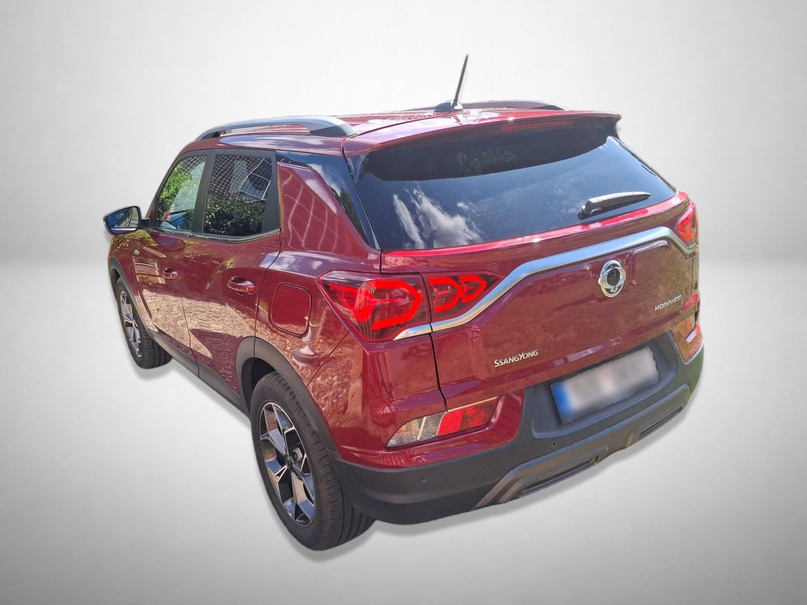 SsangYong Korando, 1.5 T-GDI, 4X4, ČR,1.maj - fotka 2