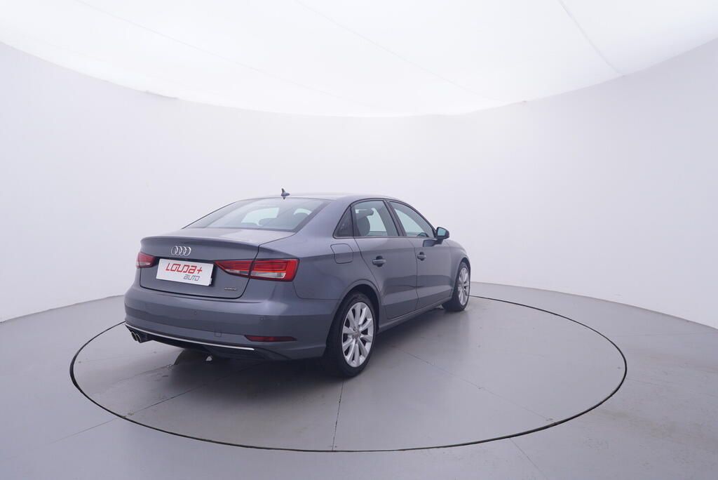 Audi A3, Sportline 2.0 TDI 135 kW - fotka 5
