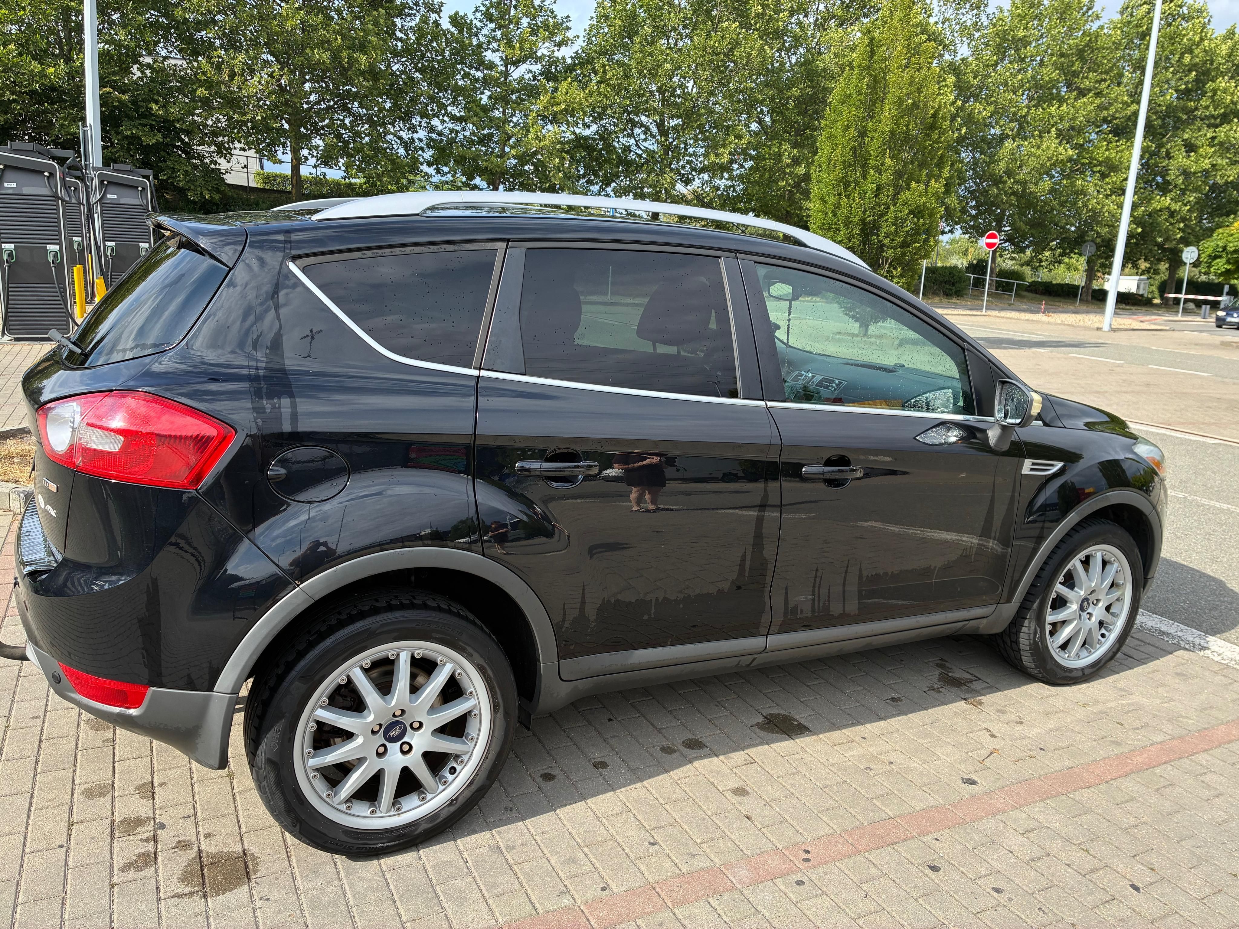 Ford Kuga, 2.0 tdci - fotka 3