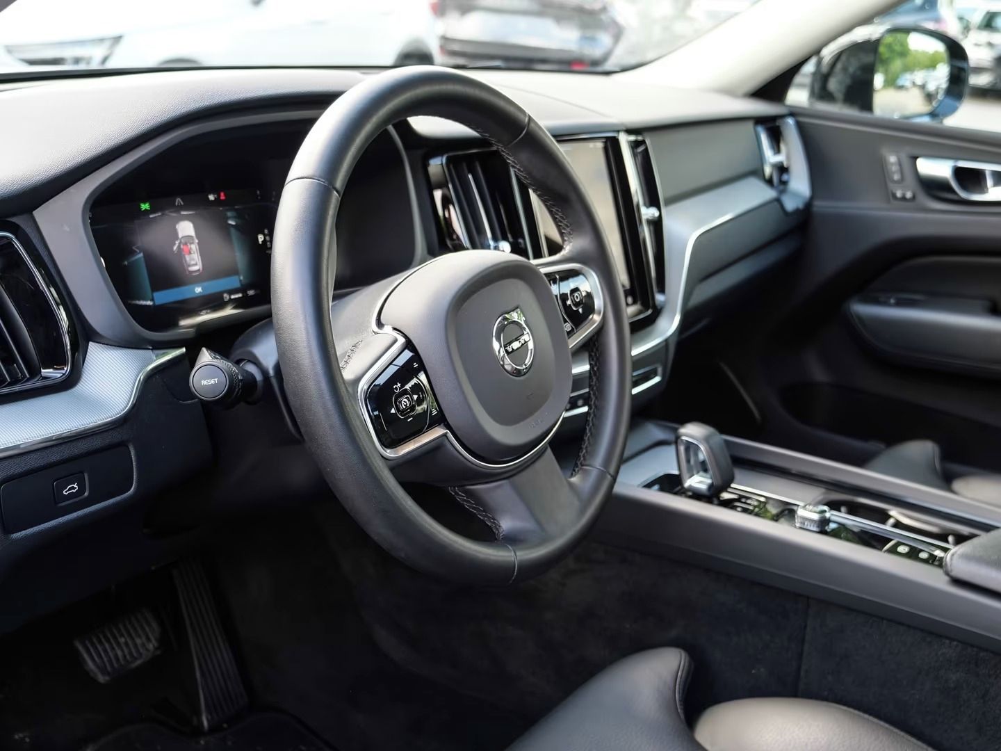 Volvo XC60, B4 2,0 Plus Bright 2WD*Kamera* - fotka 4