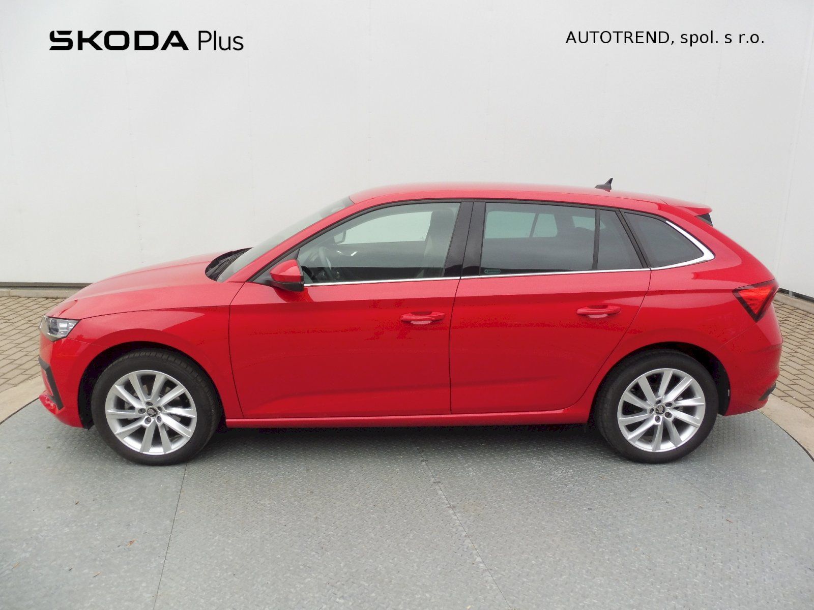 Škoda Scala, Top Selection 1,0 TSI 85kW DSG - fotka 3