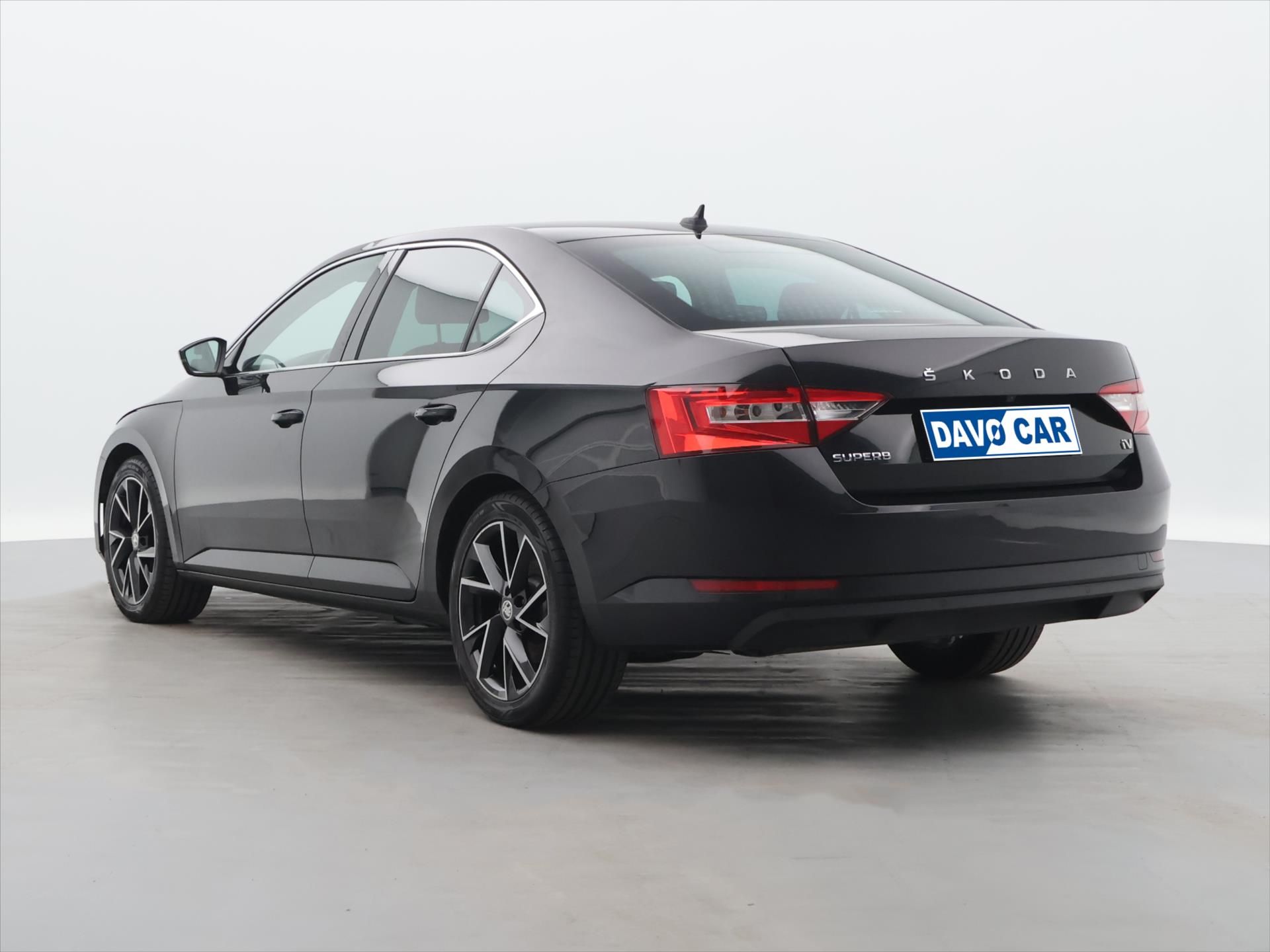 Škoda Superb, iV 1,4 TSI 115kW Style DSG CZ - fotka 5