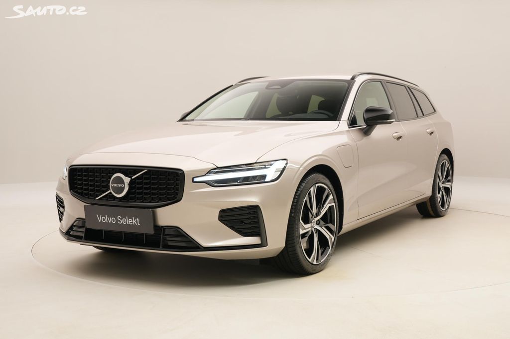 Volvo V60, T8 AWD RECHARGE DARK PLUS CZ