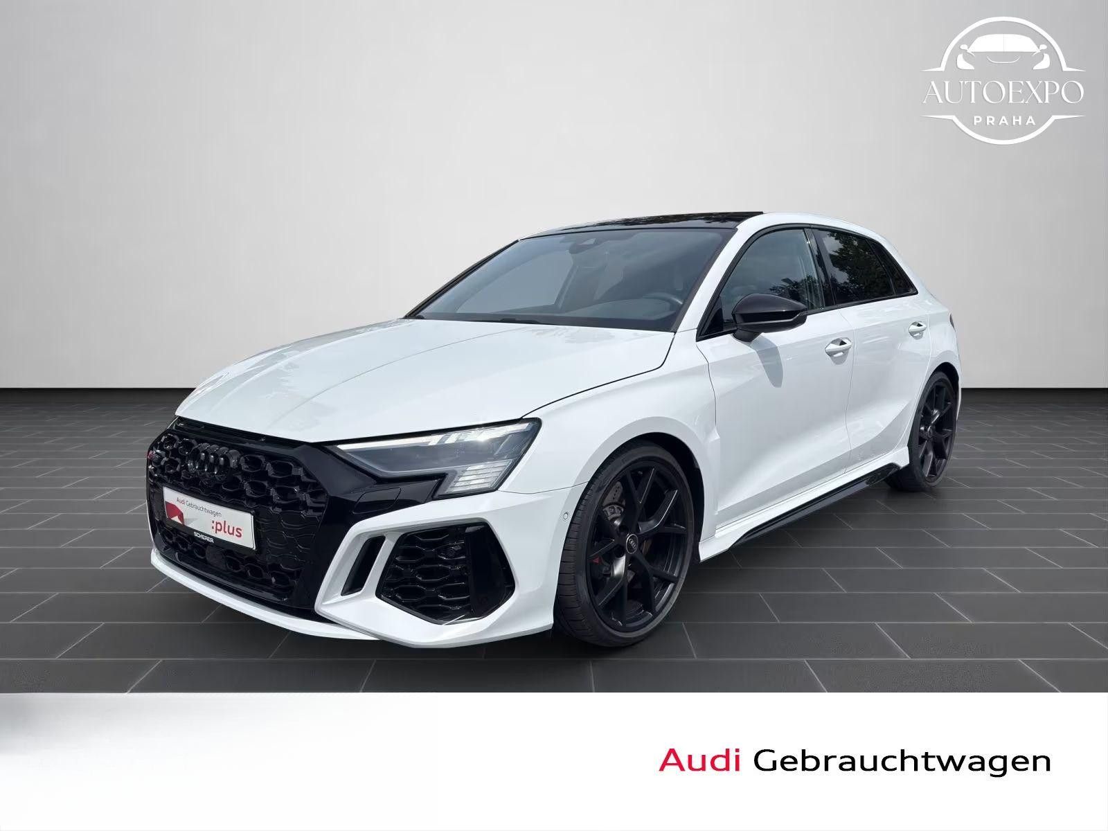 Audi RS3, Sportback NAVI*