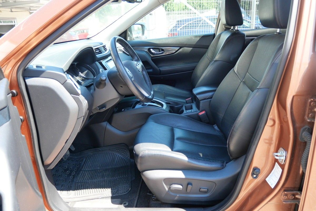 Nissan X-Trail, 1.6 dCi 96kW Xtronic Tekna - fotka 5