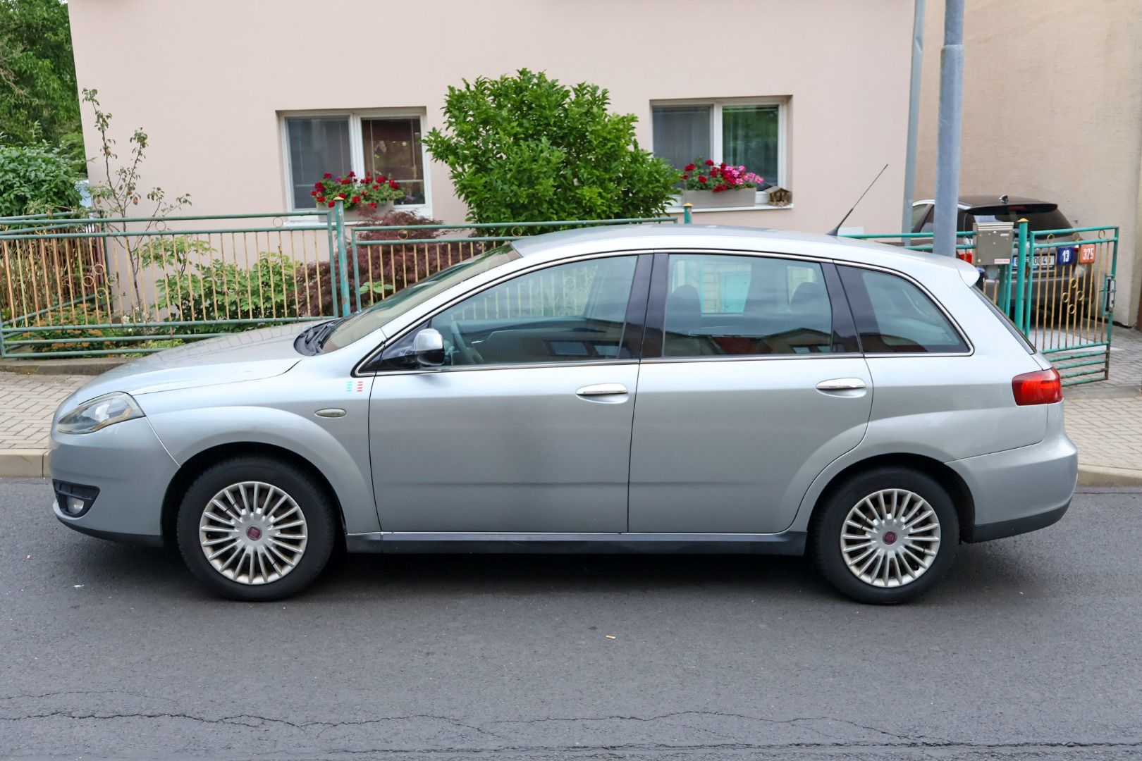 Fiat Croma, 1.9 JTD 8V 88kw - fotka 4