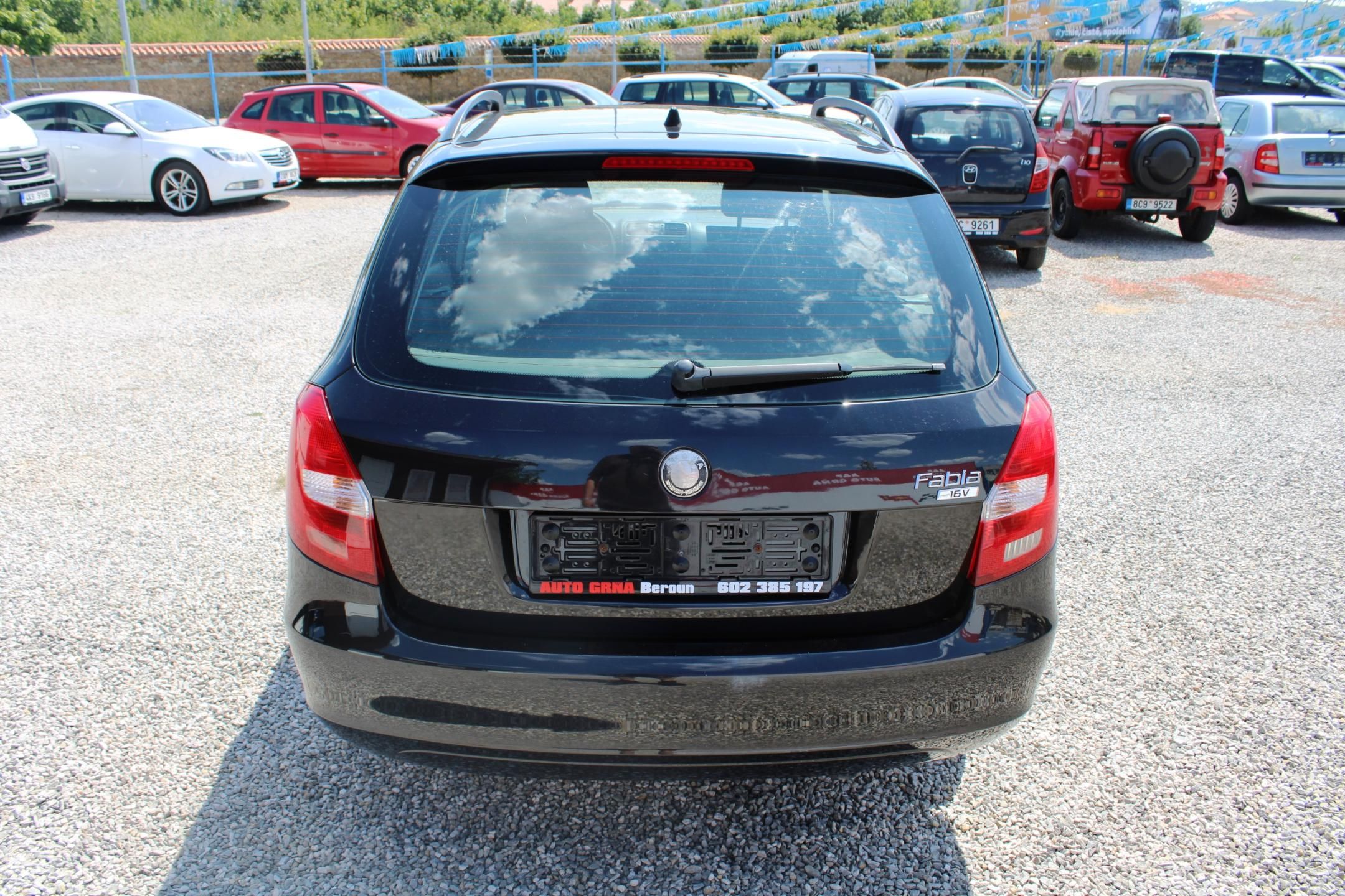 Škoda Fabia, 1,4i 16V KLIMA EL.OKNA ESP - fotka 6
