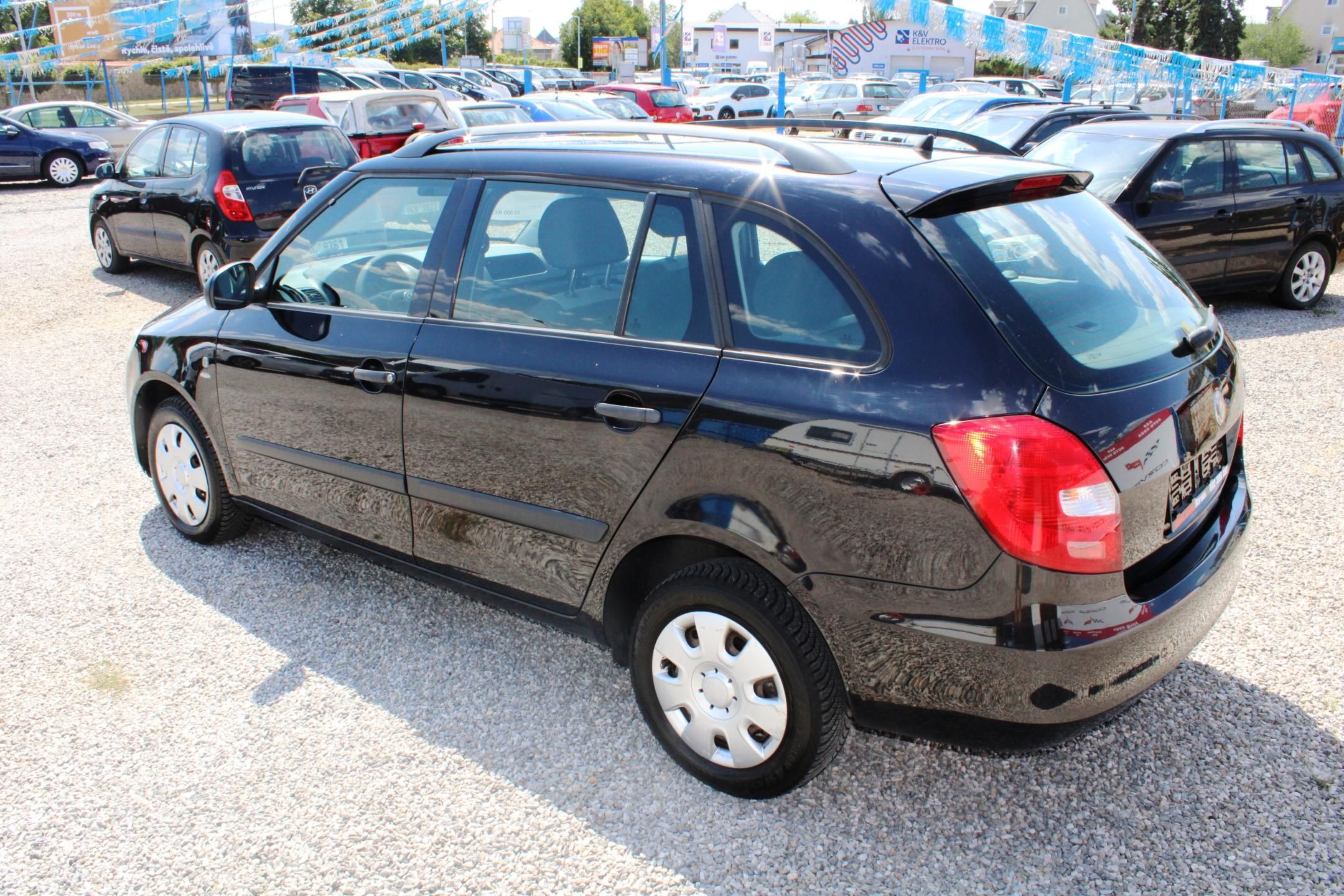 Škoda Fabia, 1,4i 16V KLIMA EL.OKNA ESP - fotka 5