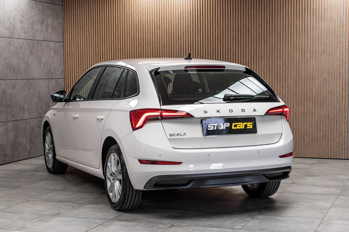 Škoda Scala, 1.6 TDI DRIVE 125 YEARS*ČR 1.M - fotka 4