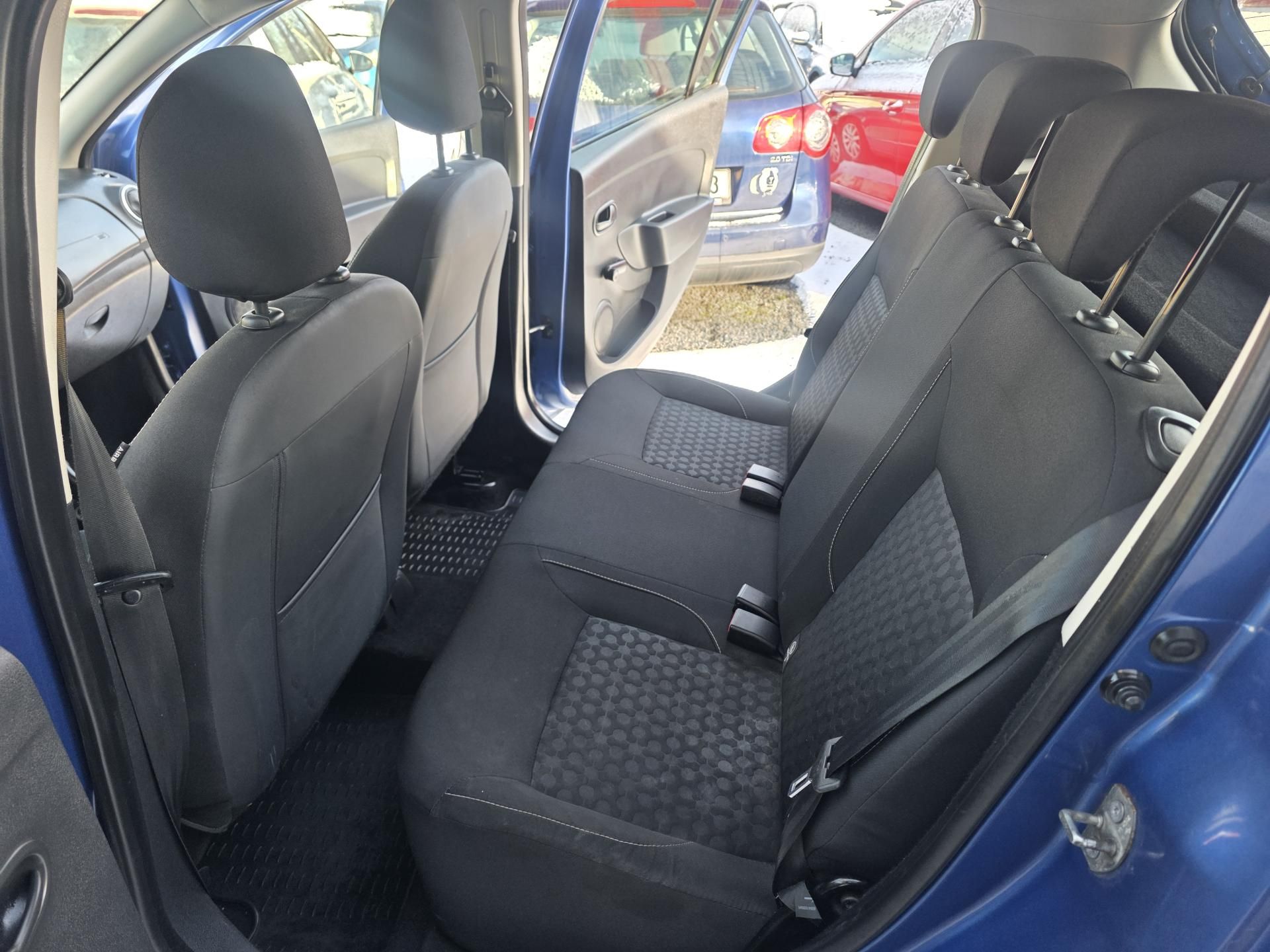 Dacia Sandero, 1 2 TZ Klimatizace - fotka 6