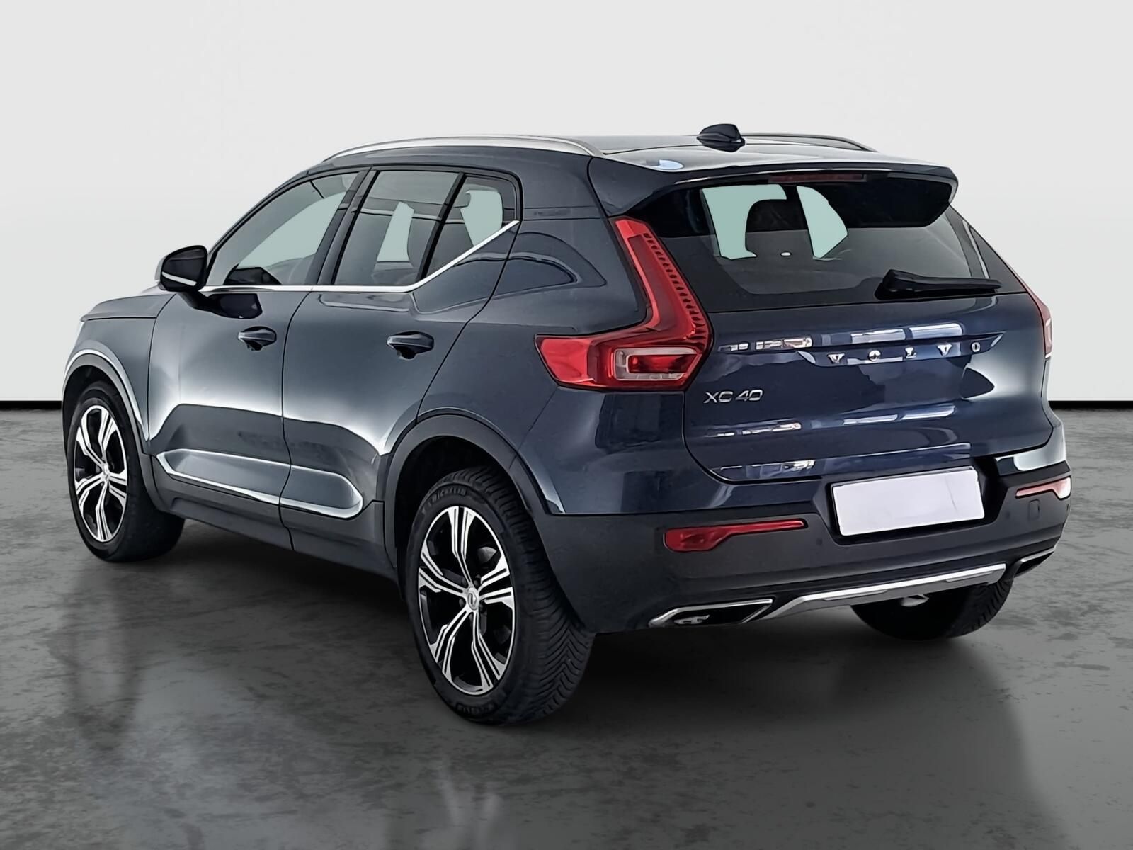 Volvo XC40, T3, Serv.kniha, Kůže, Navi - fotka 4