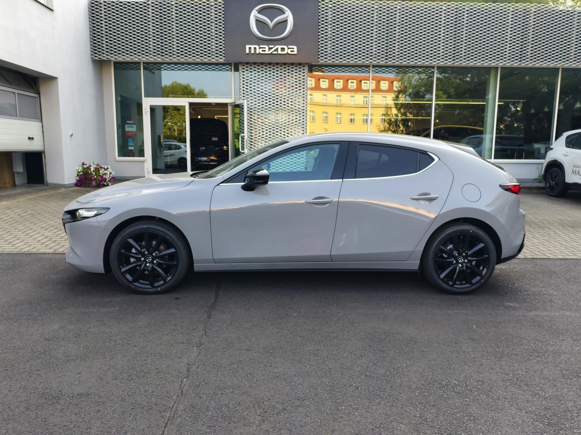 Mazda 3, 2.5i new. HOMURA 2027 - fotka 3