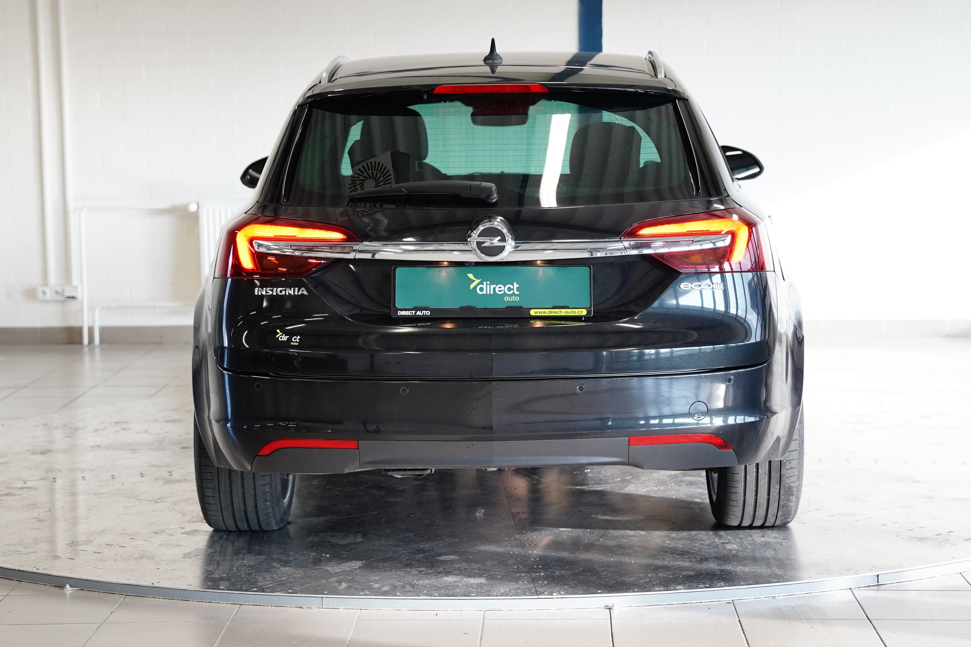 Opel Insignia, 2.0 CDTi 120 kW - fotka 6