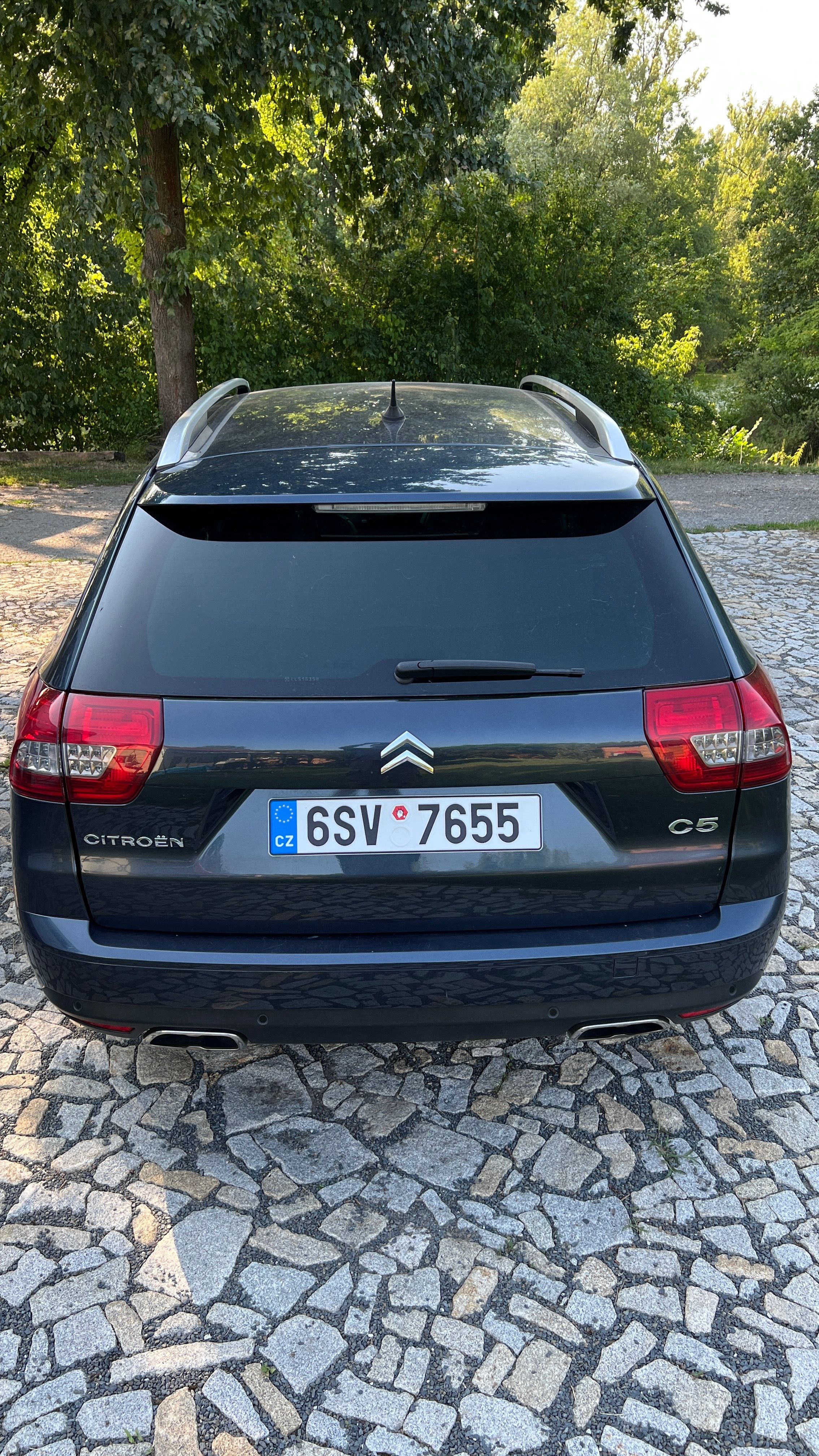 Citroën C5, Vyjimecny stav! - fotka 6