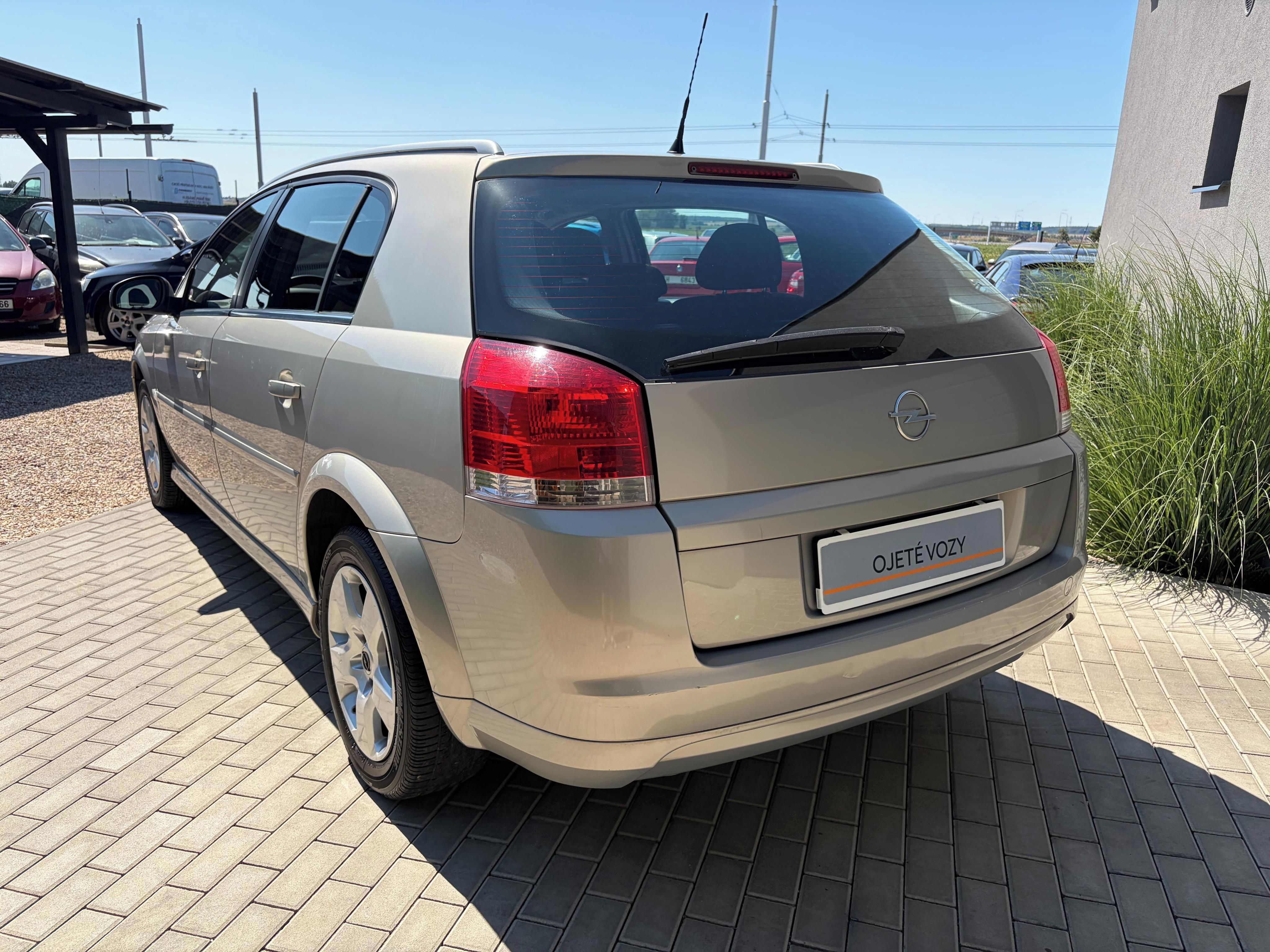 Opel Signum, 2.2i 114KW, Po 1. Majiteli - fotka 5