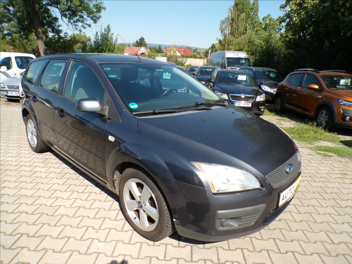 Ford Focus, 1,6 16V  TAŽNÉ ZAŘÍZENÍ