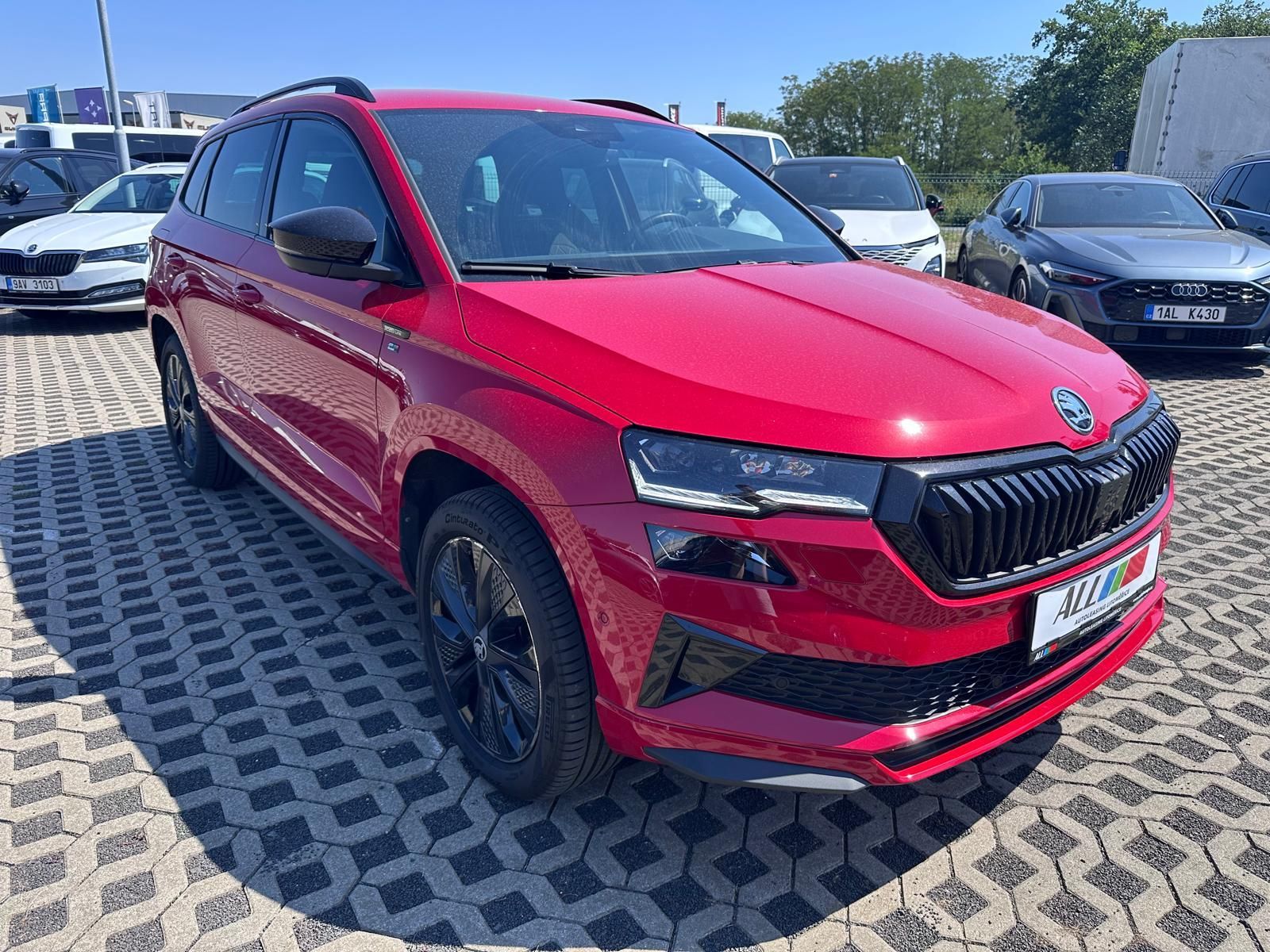 Škoda Karoq, 2,0 TDI DSG 4x4 Sportline - fotka 4