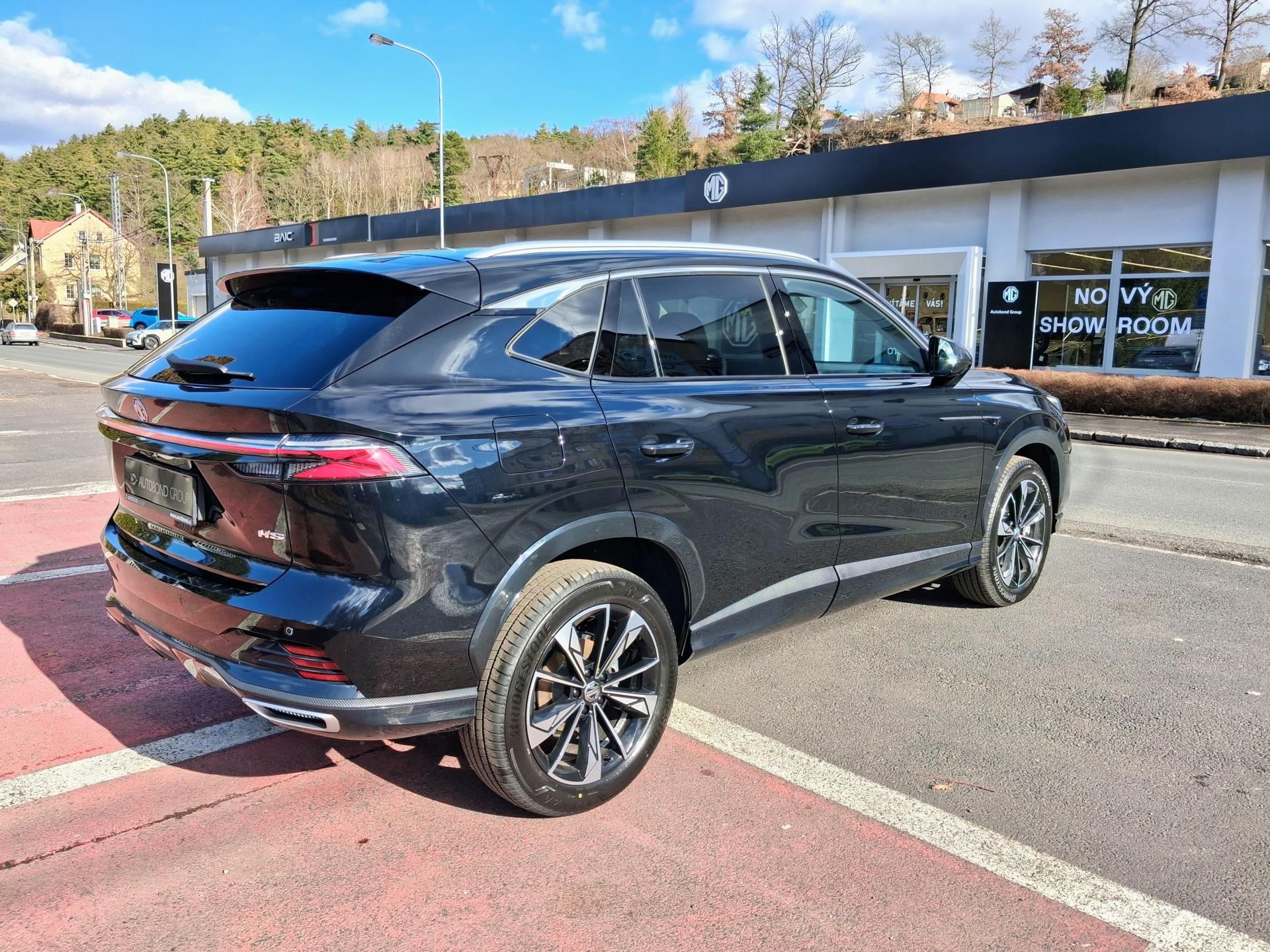 MG HS, EMOTION Hybrid+ 165kW 4×2 3AT - fotka 5