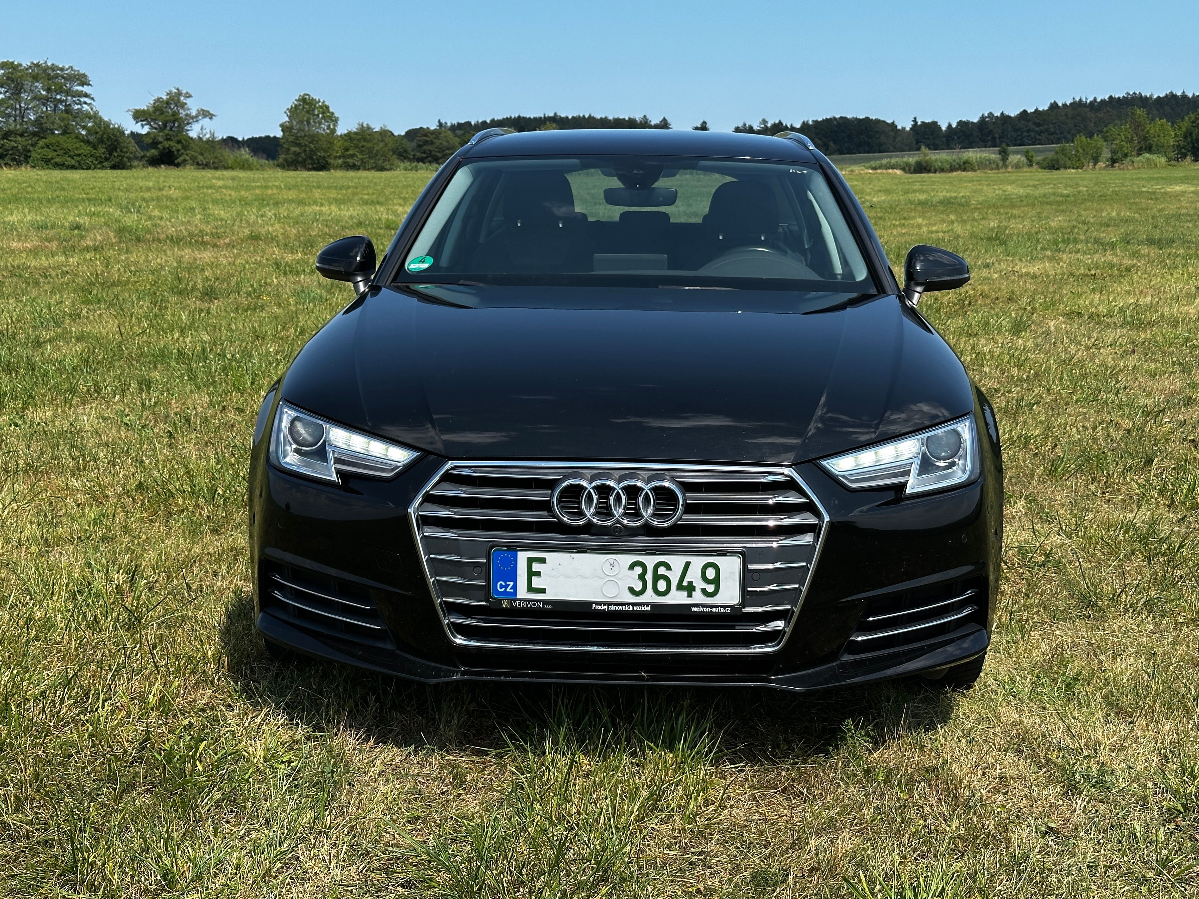 Audi A4 Avant, 2,0 TDi - fotka 3