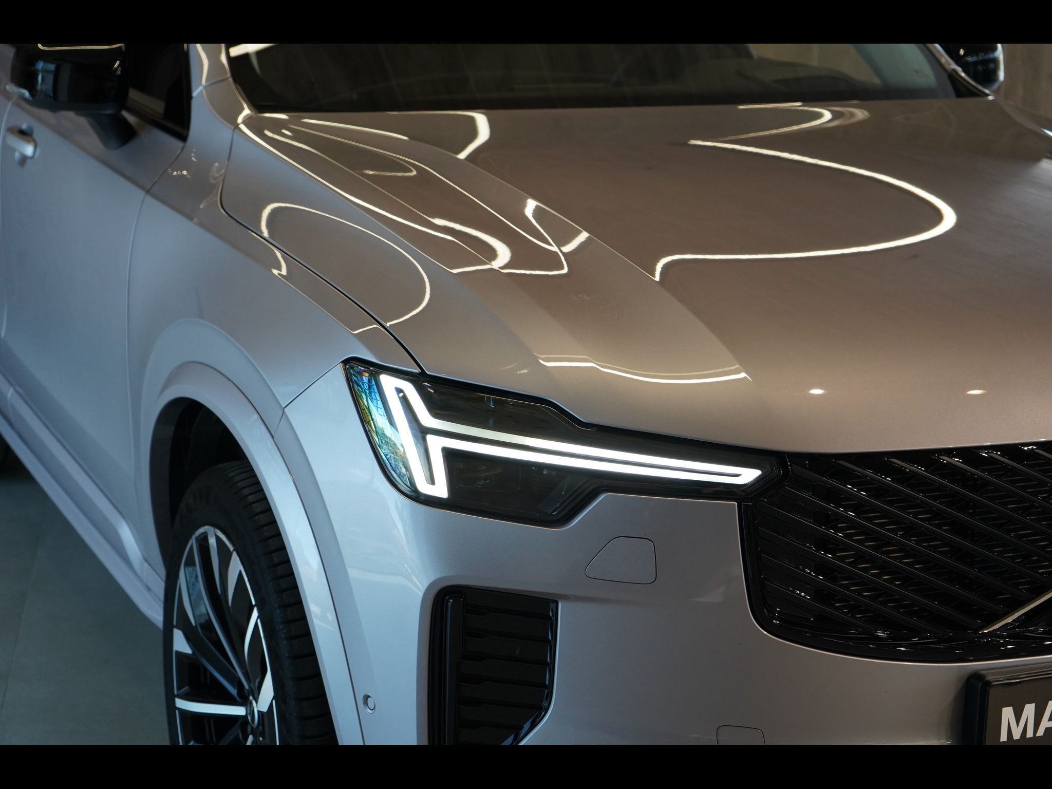 Volvo XC90, T8 PLUS Dark, Head-up, 360° - fotka 5