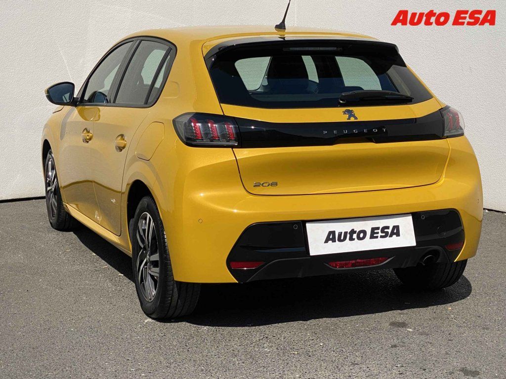 Peugeot 208, 1.2,Allure - fotka 6