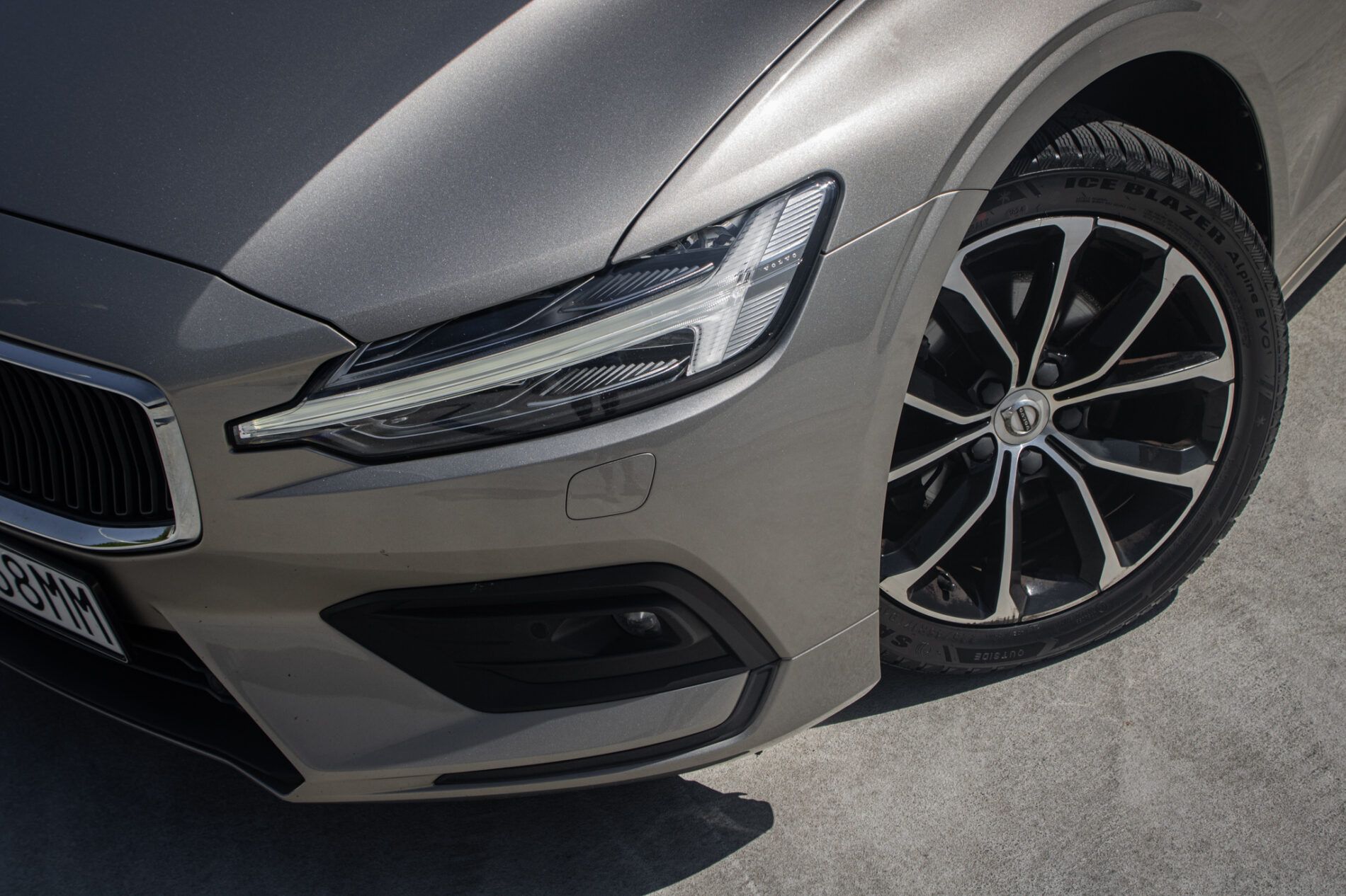 Volvo S60 - fotka 3