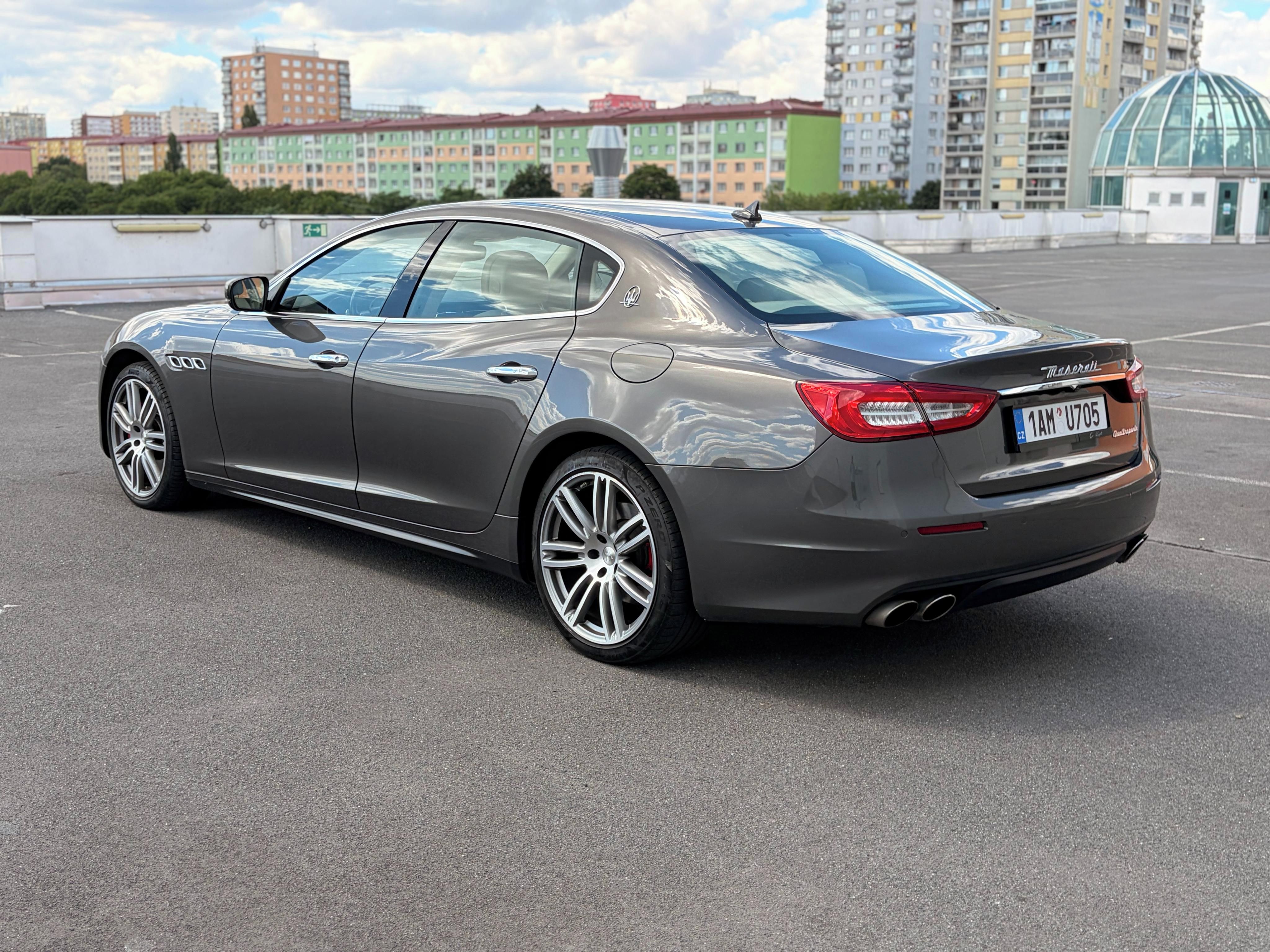 Maserati Quattroporte, Maserati Quattroporte 3.0 V6 S - fotka 5