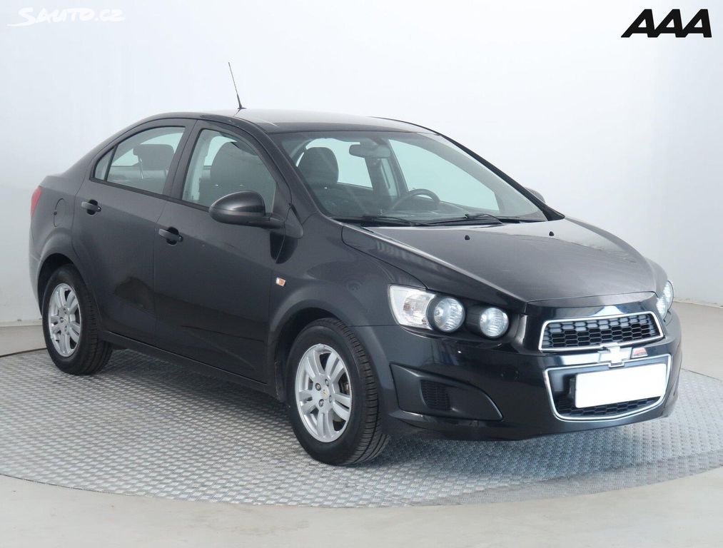 Chevrolet Aveo, 1.2 i 16V, po STK, Tažné