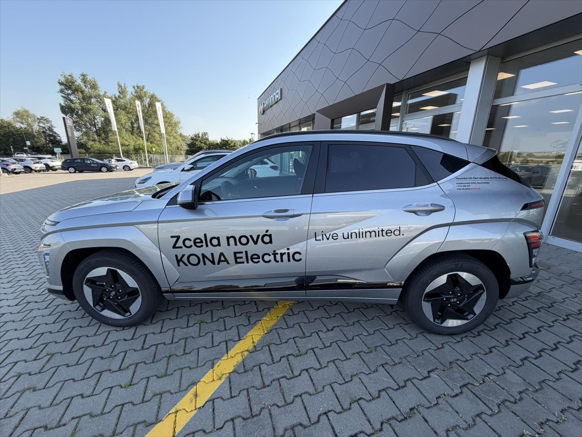 Hyundai Kona, EV 27 64,8  CZECH EDITION - fotka 2
