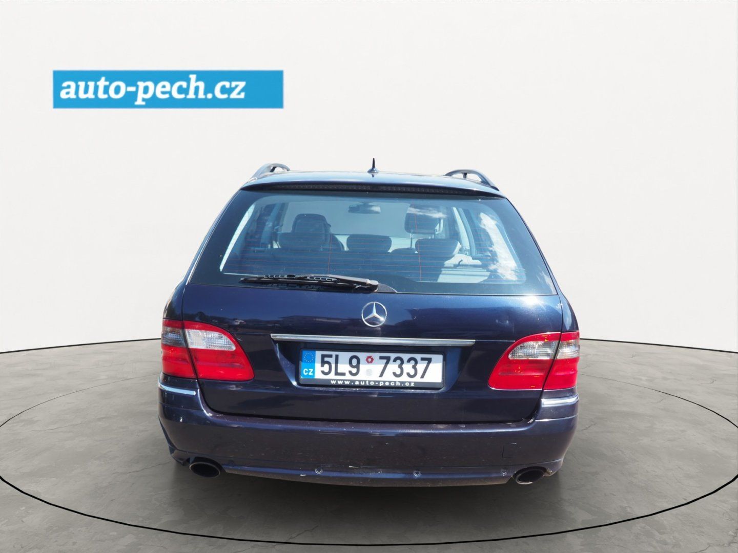Mercedes-Benz Třídy E, 320 CDI, 4M, AT - fotka 3