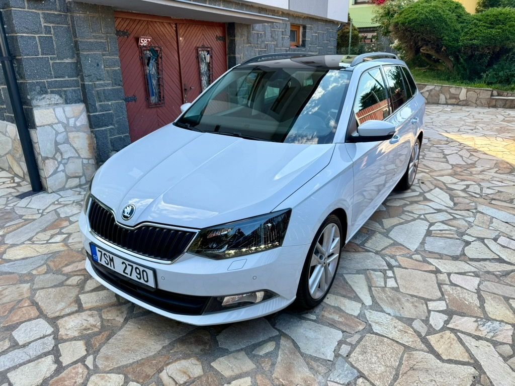 Škoda Fabia, 1.2 TSI 81KW DSG STYLE TAŽNÉ