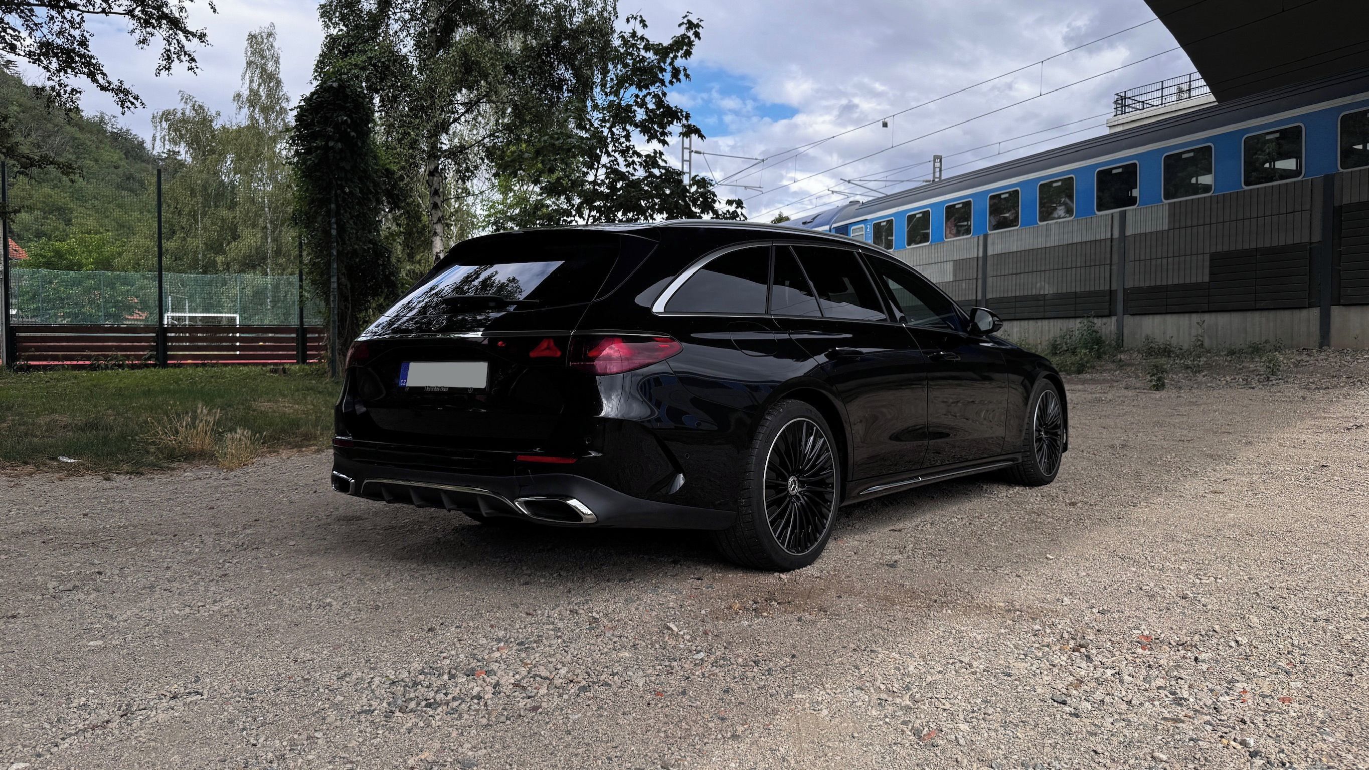 Mercedes-Benz Třídy E, E220d, AMG, záruka, panorama - fotka 6