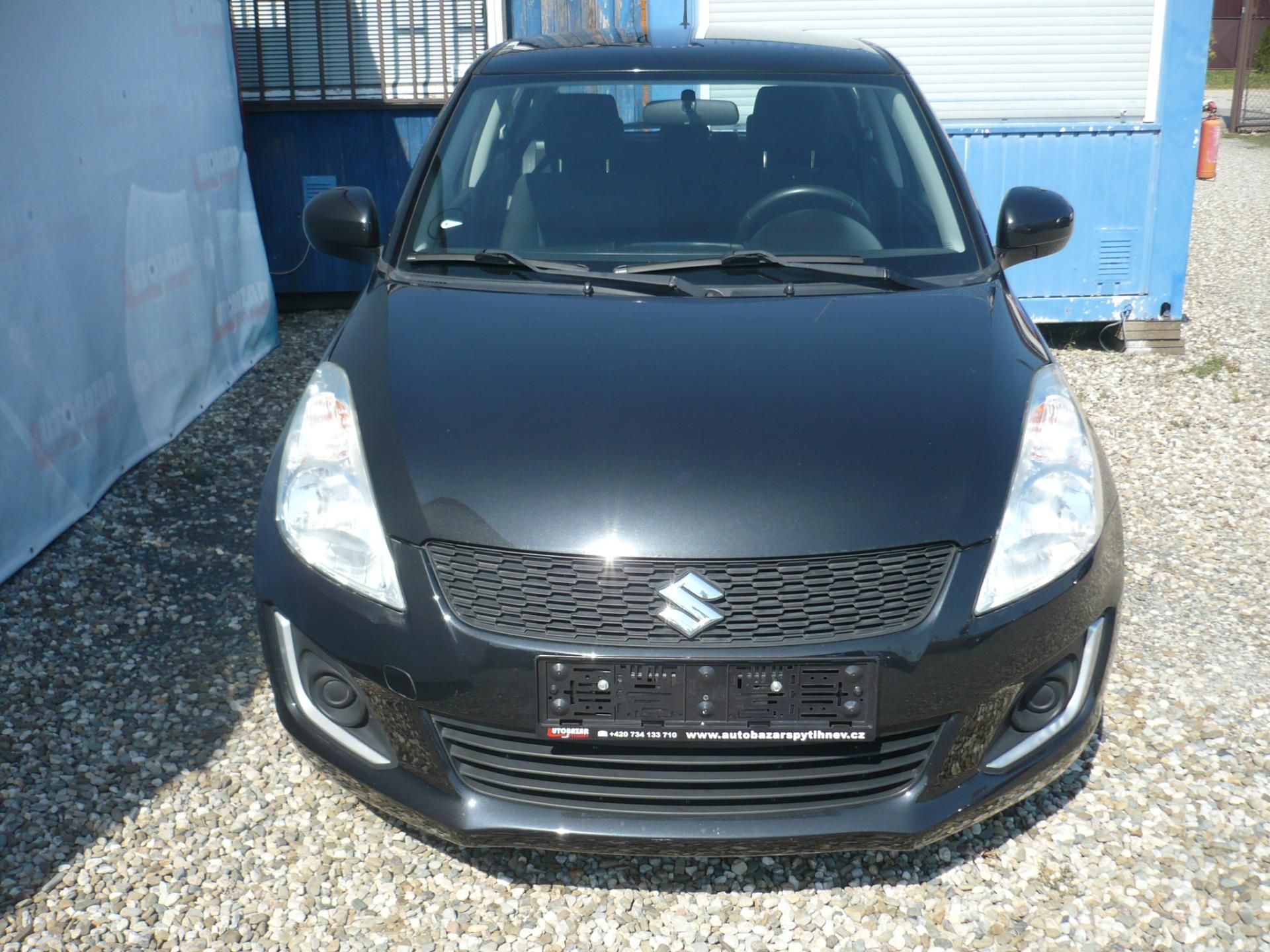 Suzuki Swift, 1.2i 66Kw Klima - fotka 2