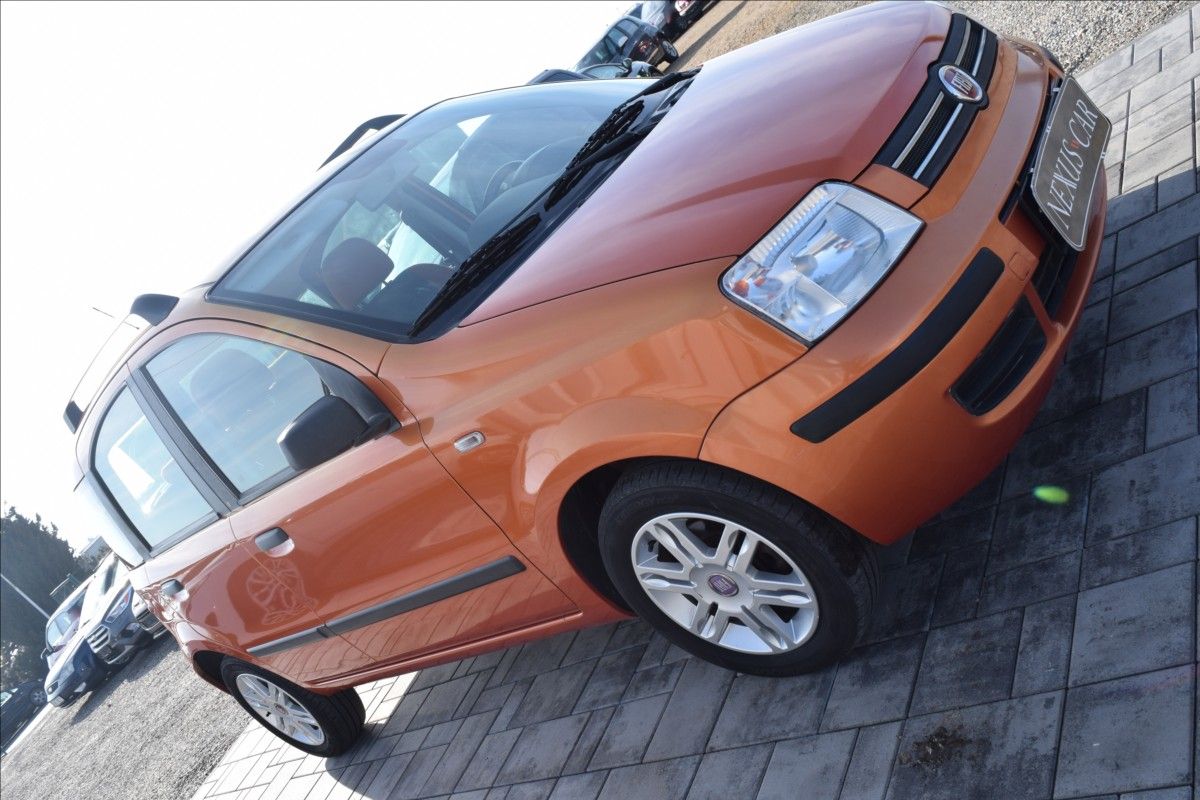 Fiat Panda, 1,2 i 44KW AUTOMAT ALU PO STK - fotka 4