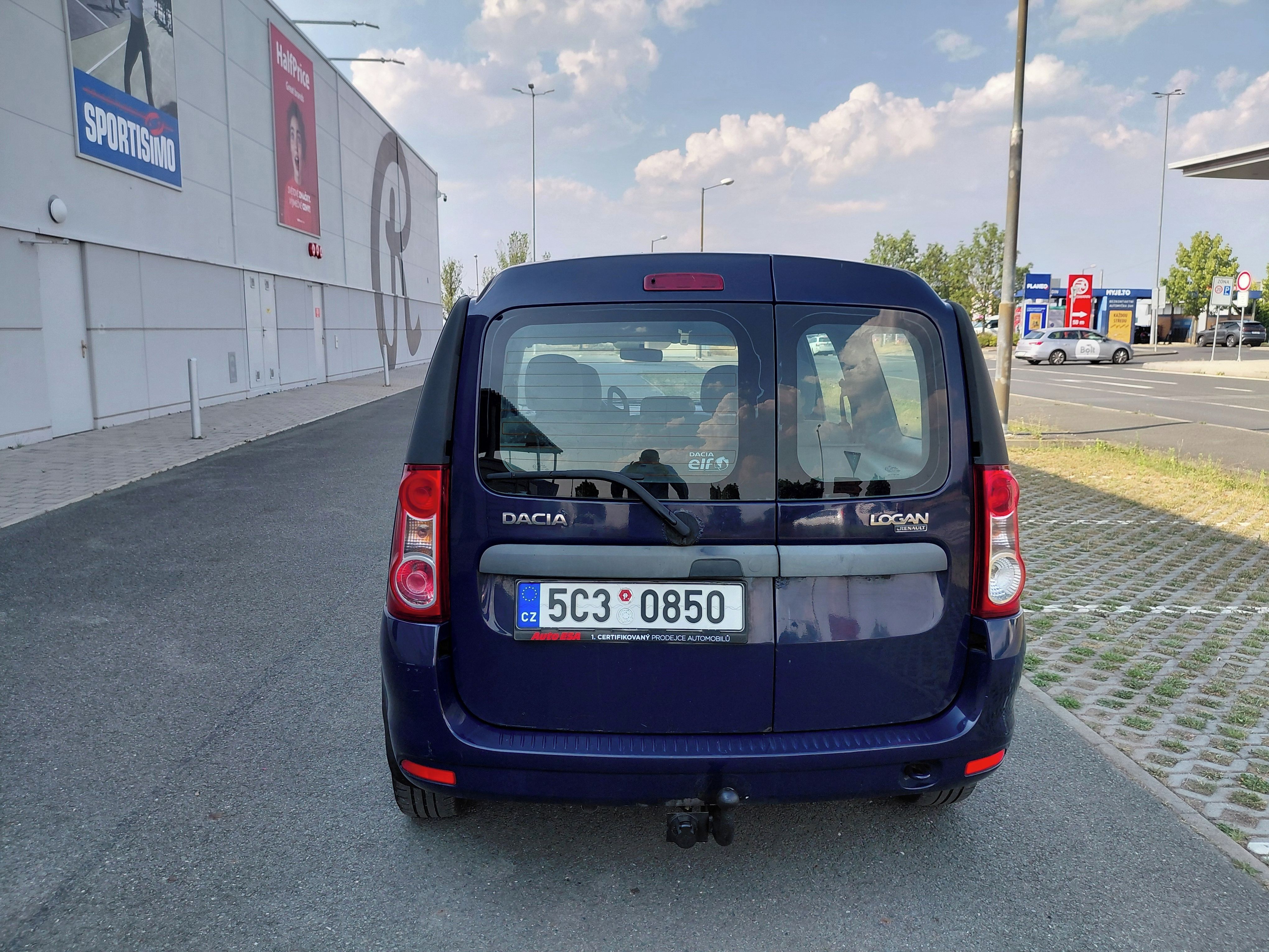 Dacia Logan, 1.4i 55KW SPOLEHLIVÉ,NOVÁ STK - fotka 6