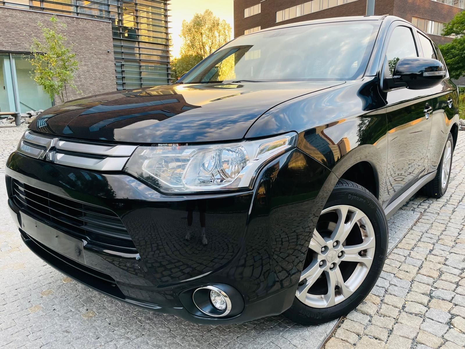 Mitsubishi Outlander, 2.0i 1.MAJITEL KAMERA TAŽNÉ - fotka 2