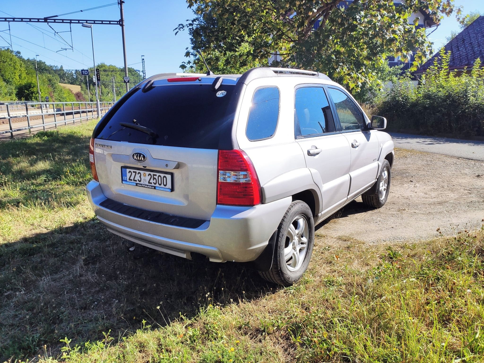 Kia Sportage, 4x4, 2.0 benzín 104 kW, LPG - fotka 5