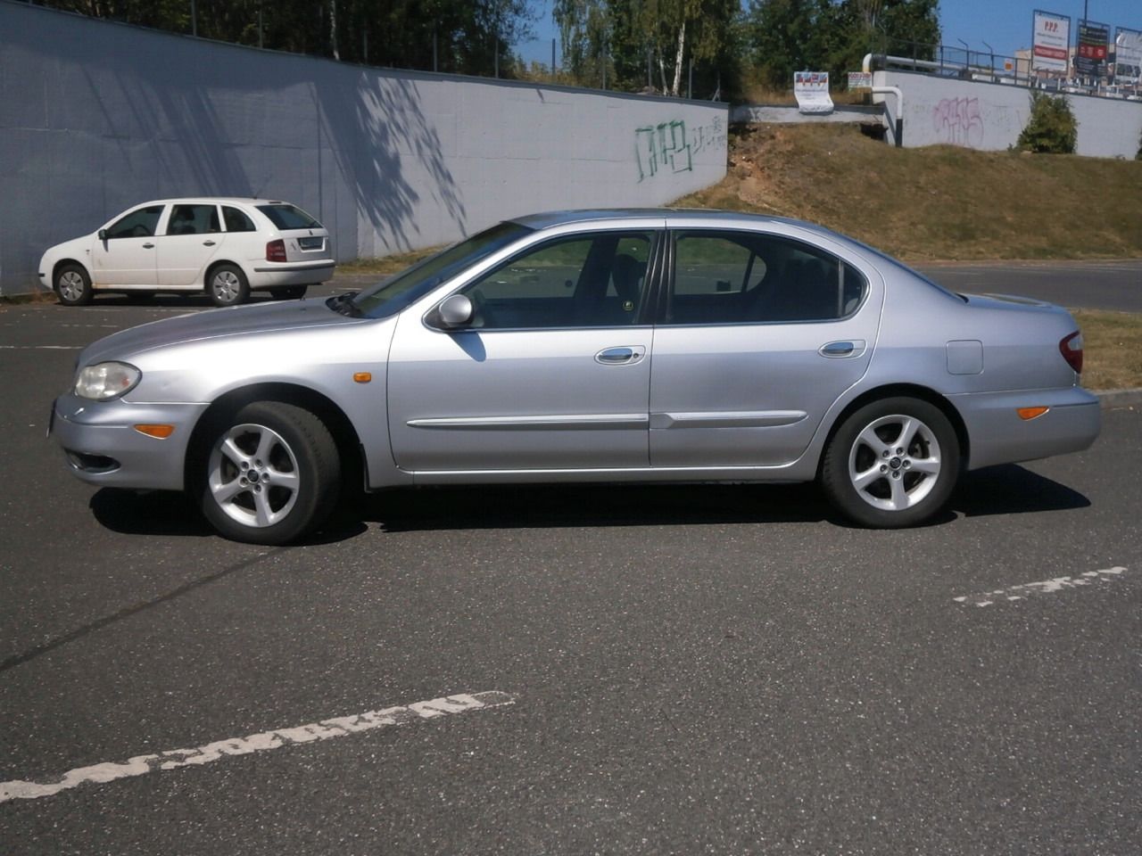Nissan Maxima, 2,0i V6 JEDINY MAJITEL SERVISK - fotka 2