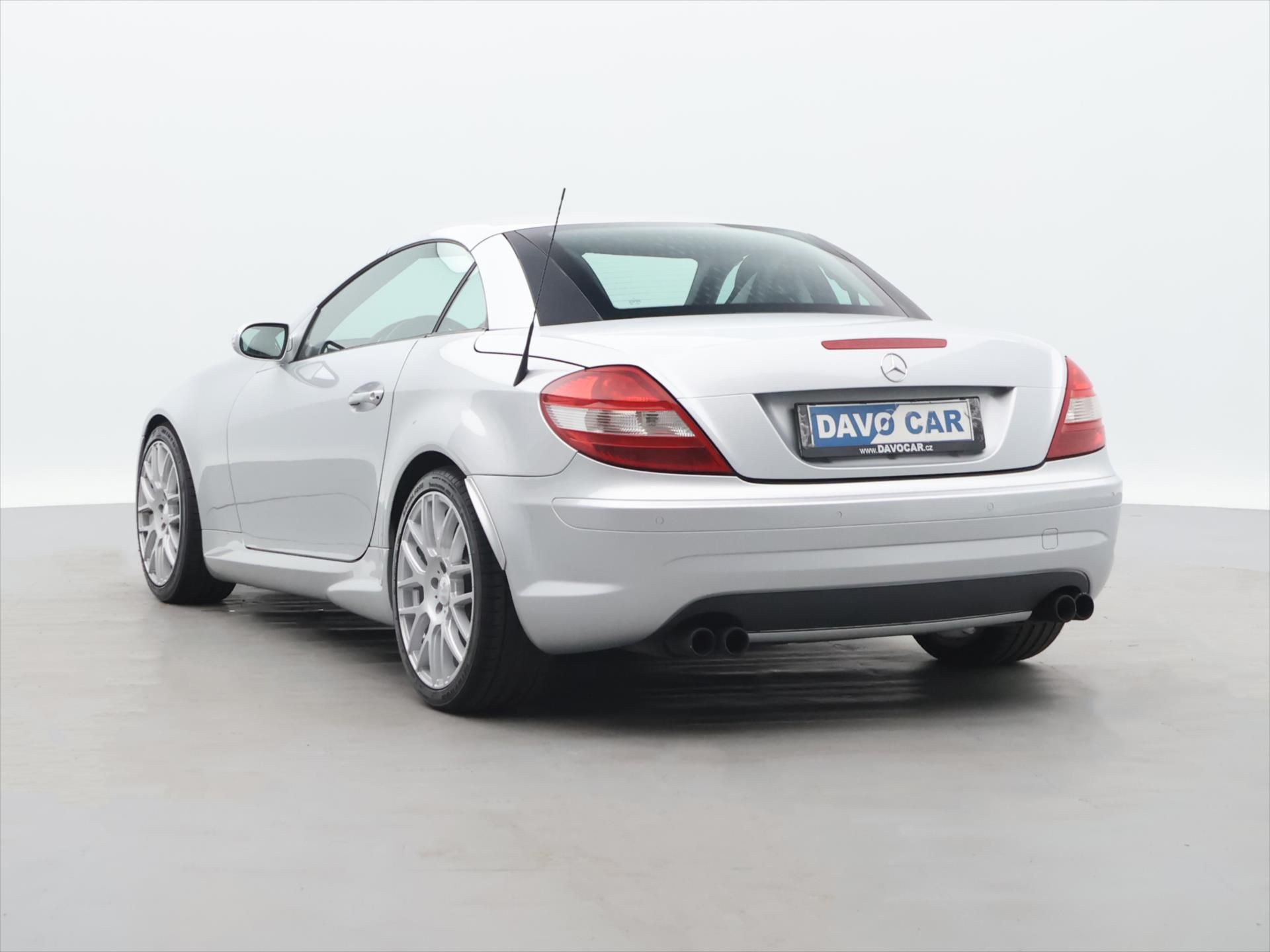Mercedes-Benz SLK, 3.5 350 V6 200kW Serv.kniha - fotka 5