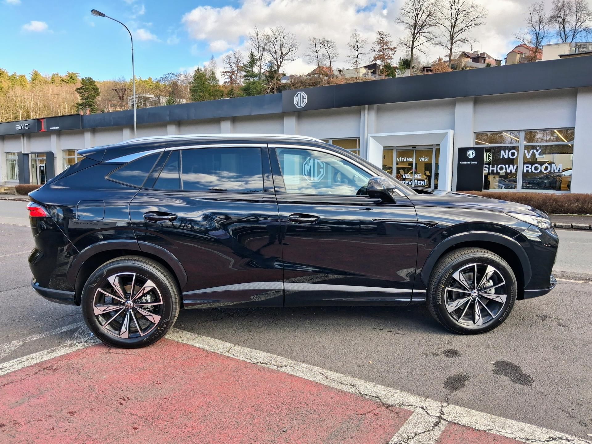 MG HS, EMOTION Hybrid+ 165kW 4×2 3AT - fotka 4