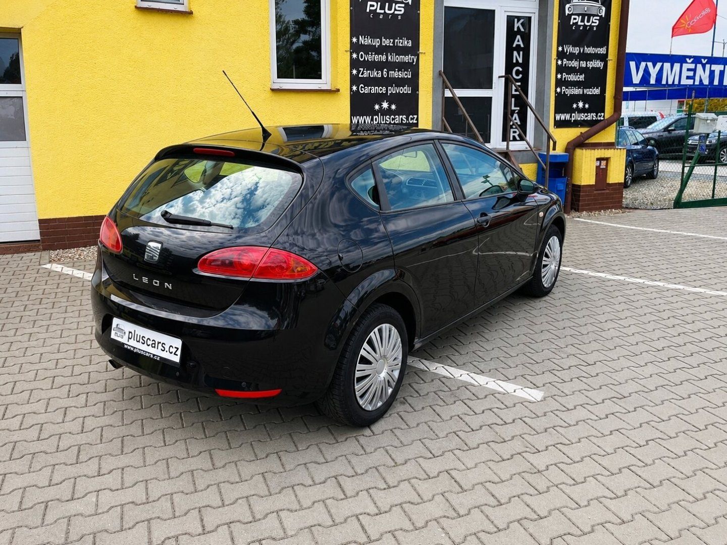Seat Leon, 1,6 MPi (75kW)*STK DO 7/2028* - fotka 2