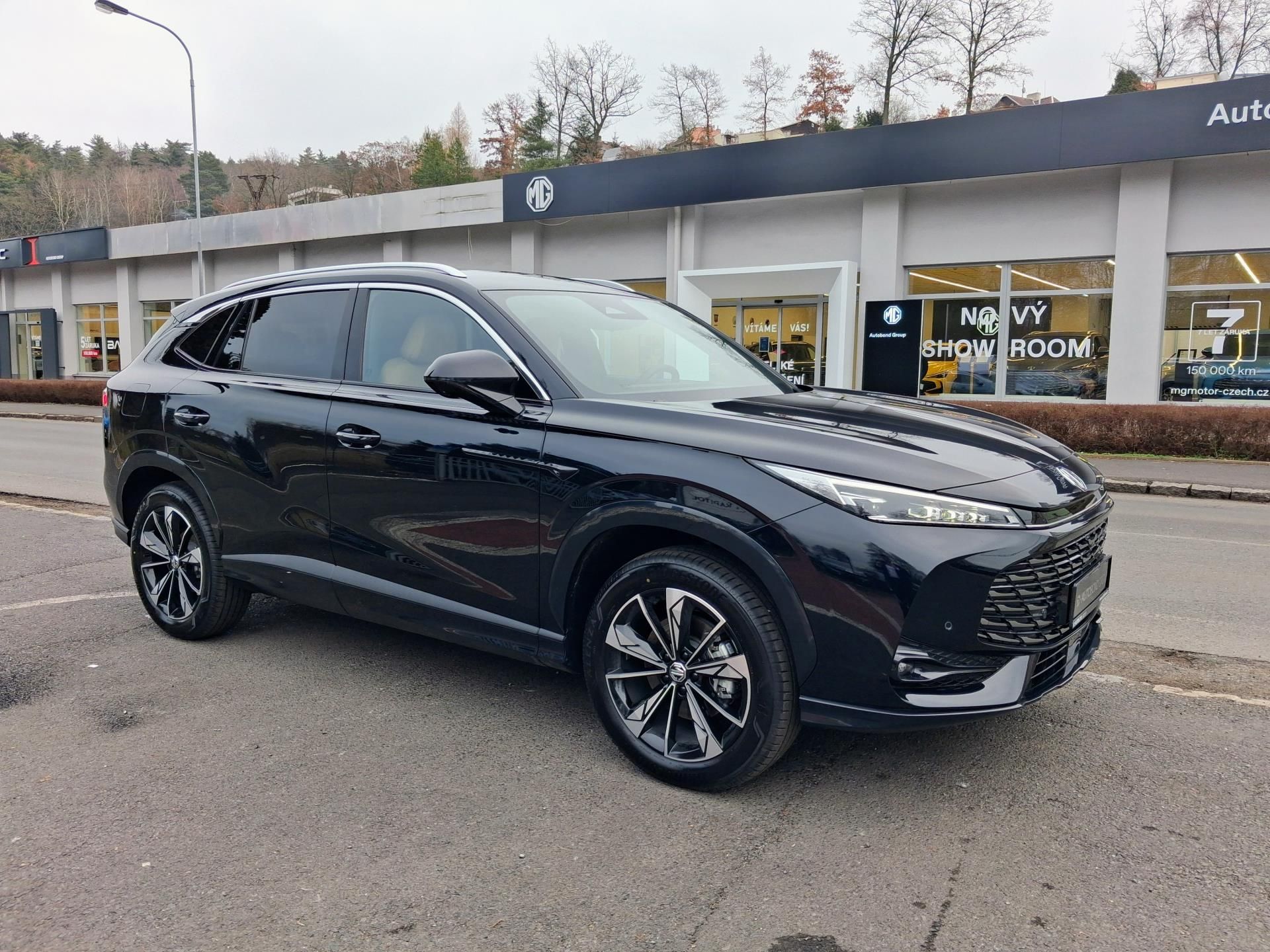 MG HS, EXCLUSIVE 1.5T 125kW 4×2 7DCT - fotka 3