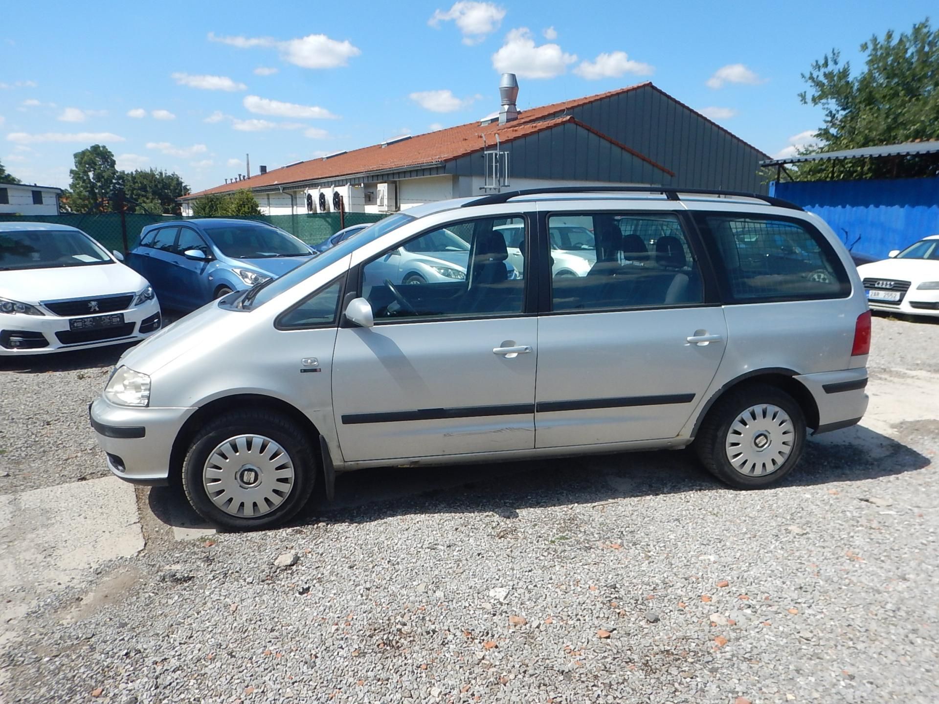 Seat Alhambra, 1.9 TDi 85 kw - fotka 3