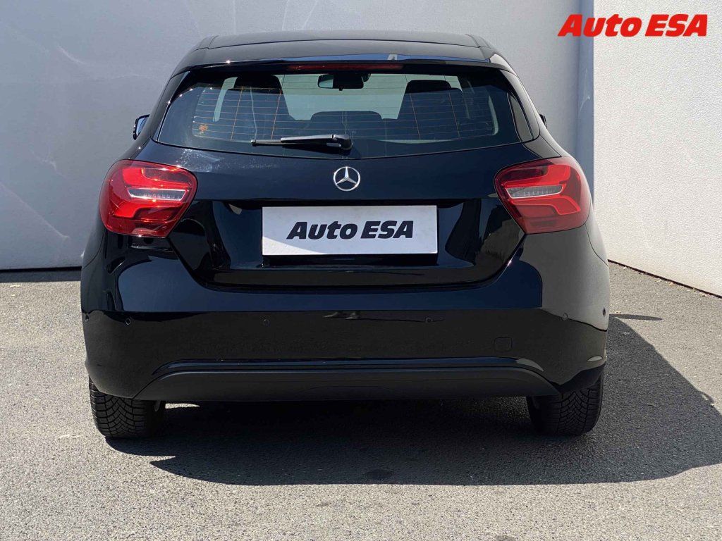 Mercedes-Benz Třídy A, 1.6i,ČR,AT,LED,AC - fotka 5
